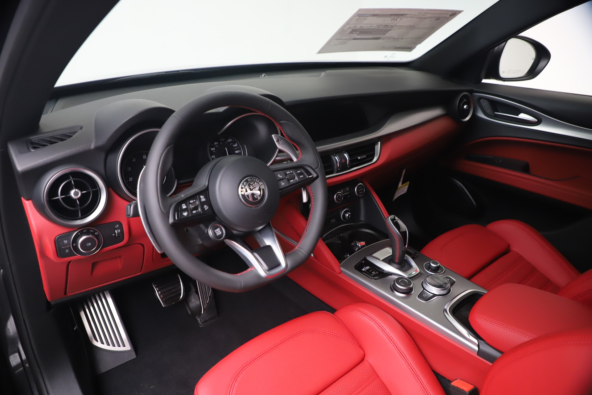 New 2020 Alfa Romeo Stelvio Ti Sport Q4 | St. Petersburg, FL