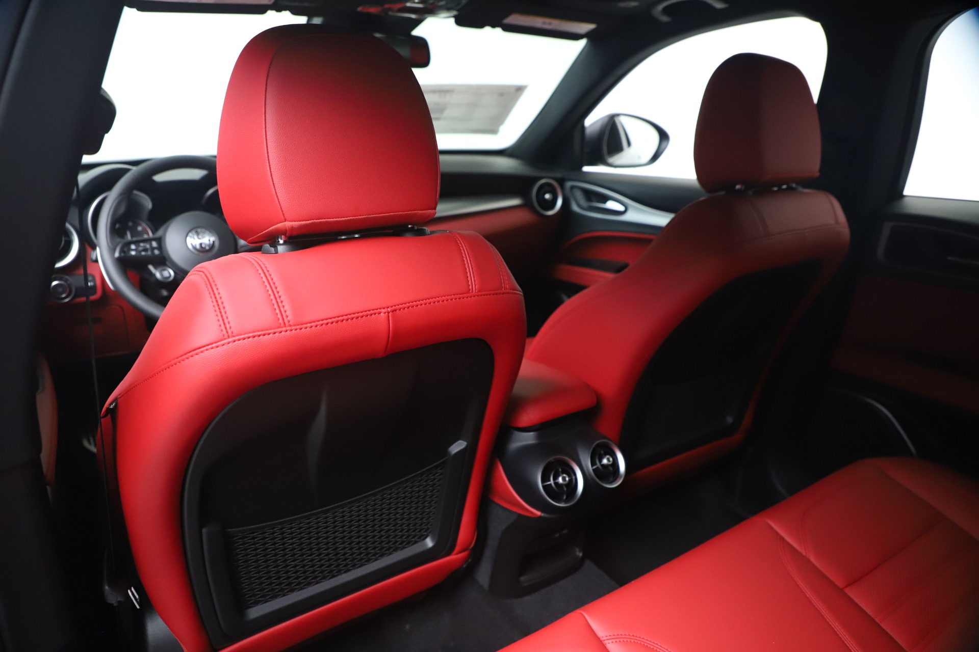 New 2020 Alfa Romeo Stelvio Ti Sport Q4 | St. Petersburg, FL
