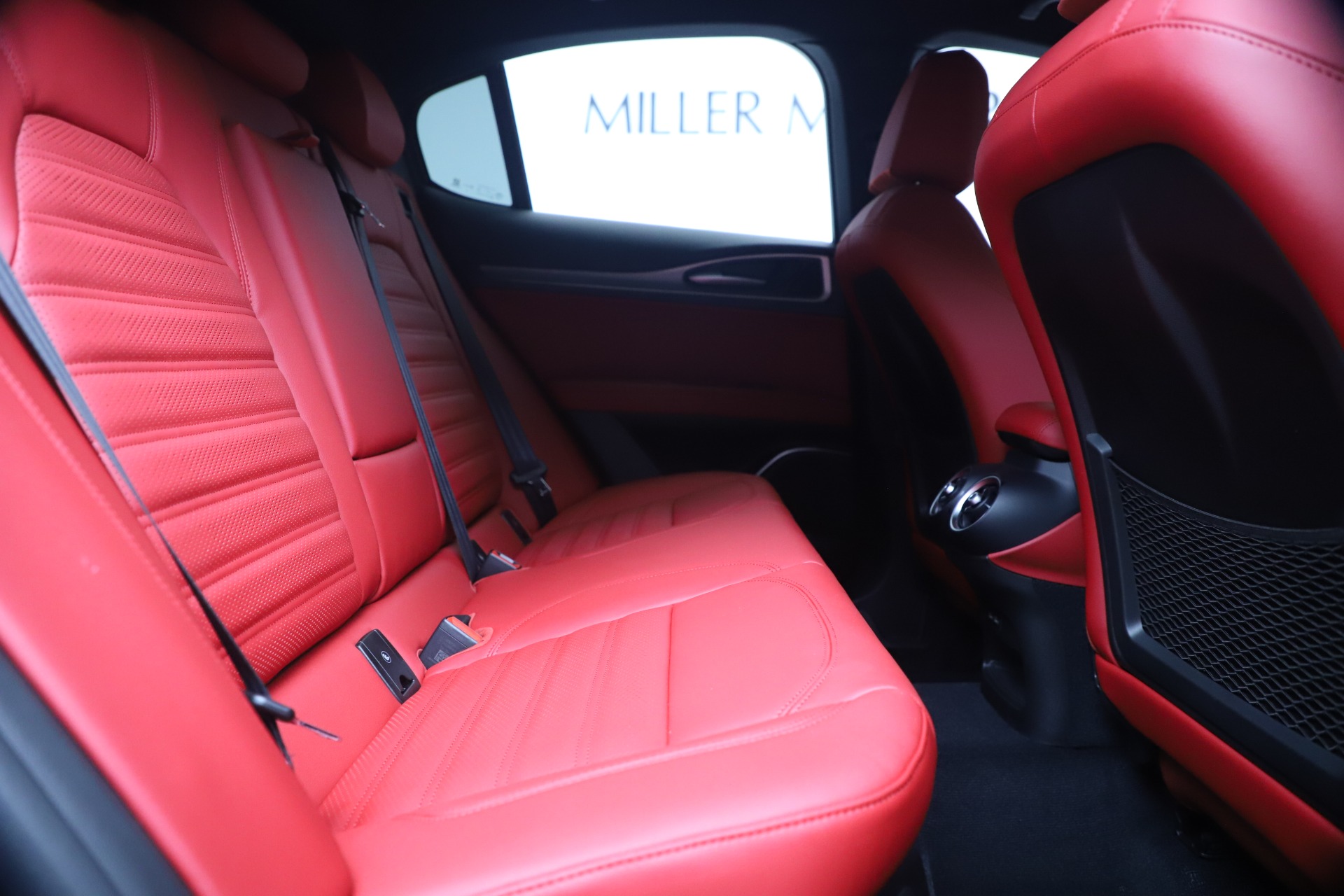 New 2020 Alfa Romeo Stelvio Ti Sport Q4 | St. Petersburg, FL