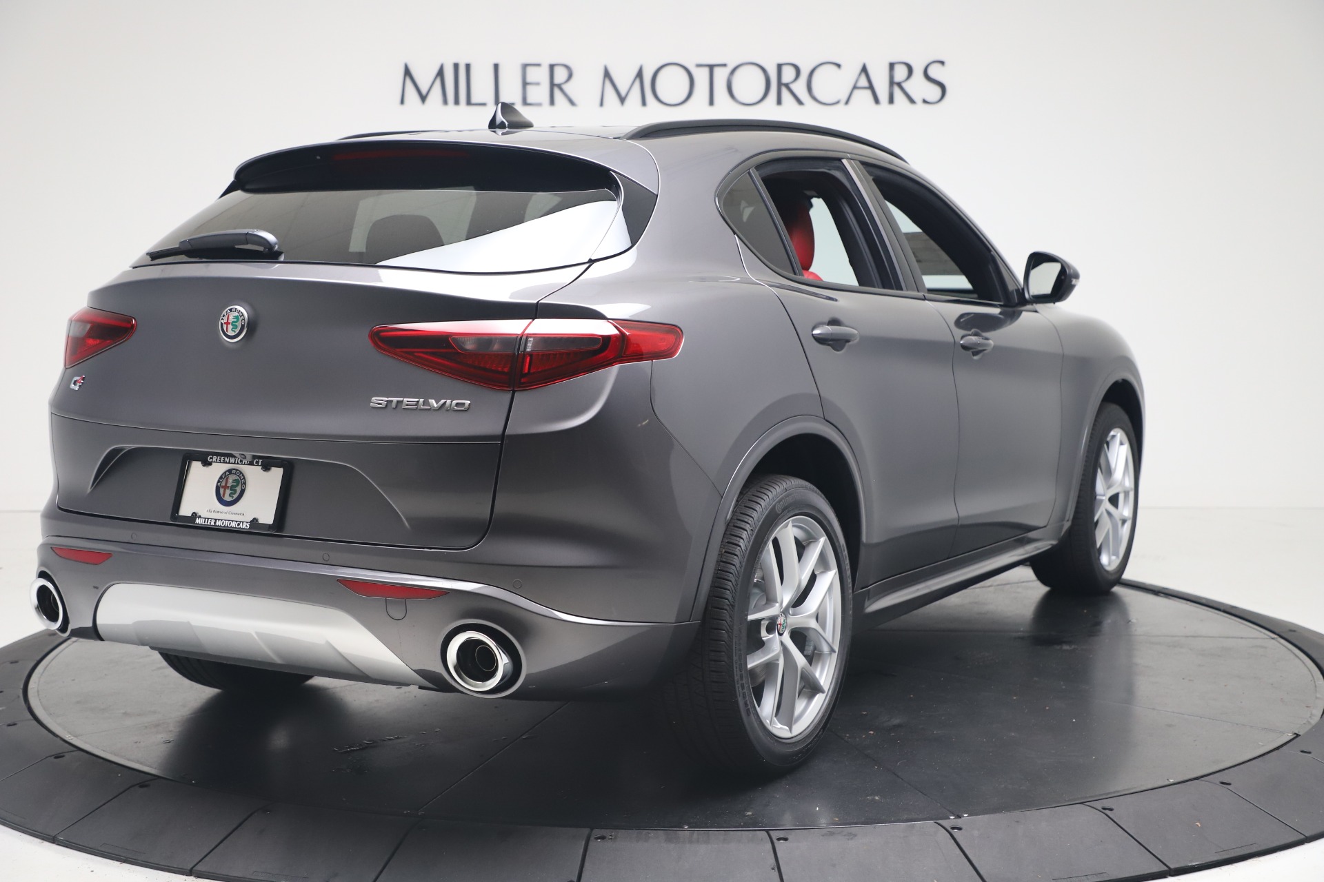 New 2020 Alfa Romeo Stelvio Ti Sport Q4 | St. Petersburg, FL