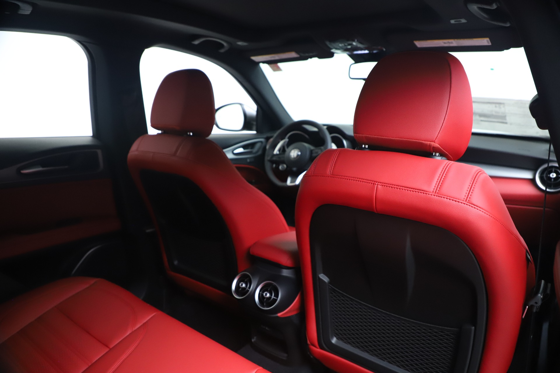 New 2020 Alfa Romeo Stelvio Ti Sport Q4 | St. Petersburg, FL