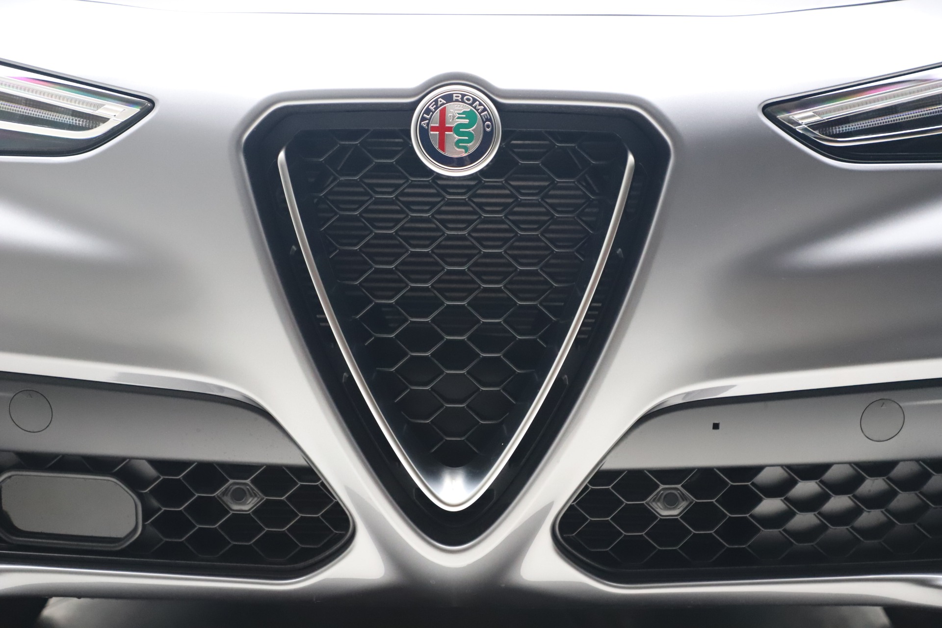 New 2020 Alfa Romeo Stelvio Ti Sport Q4 | St. Petersburg, FL