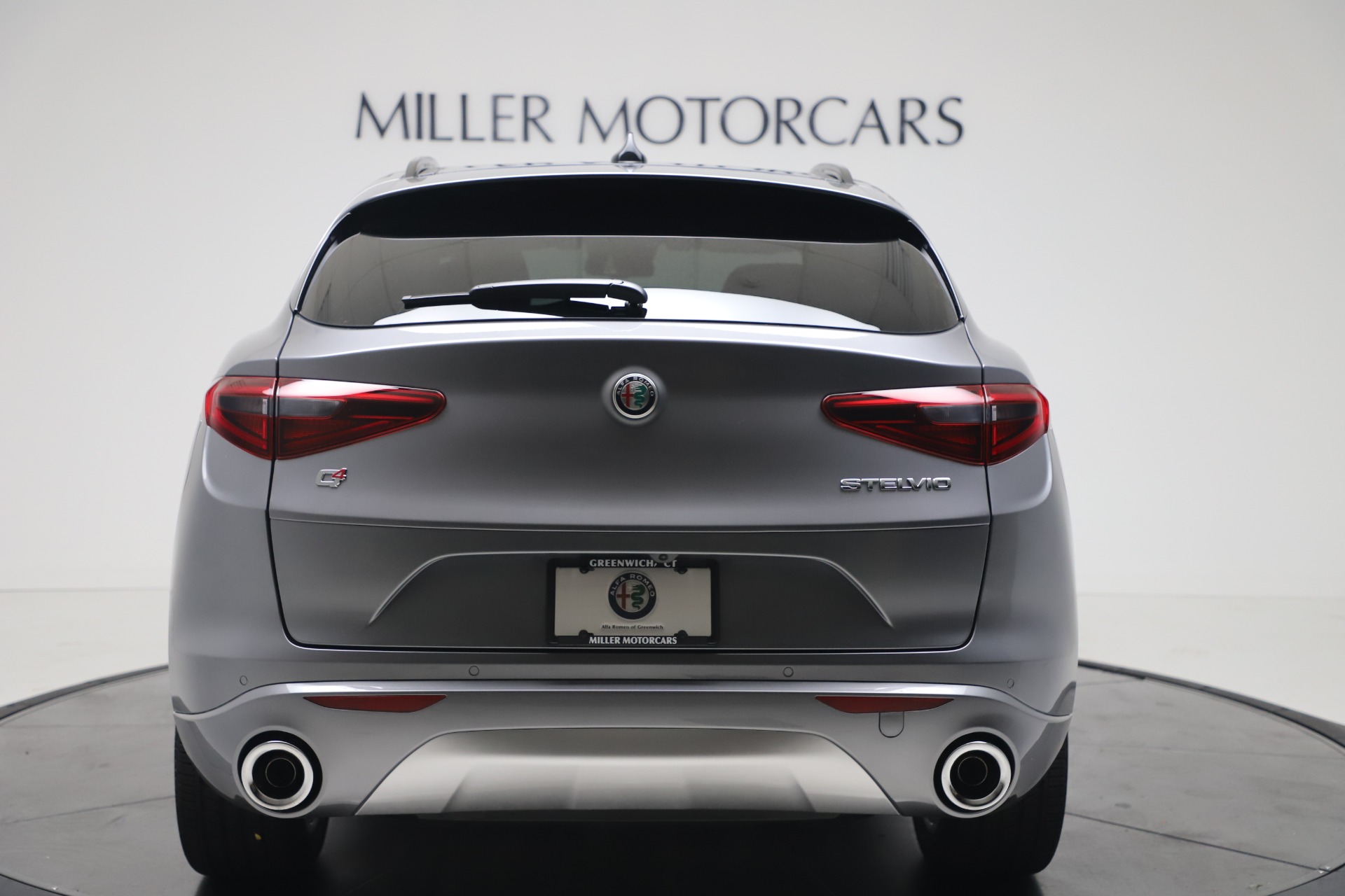 New 2020 Alfa Romeo Stelvio Ti Sport Q4 | St. Petersburg, FL