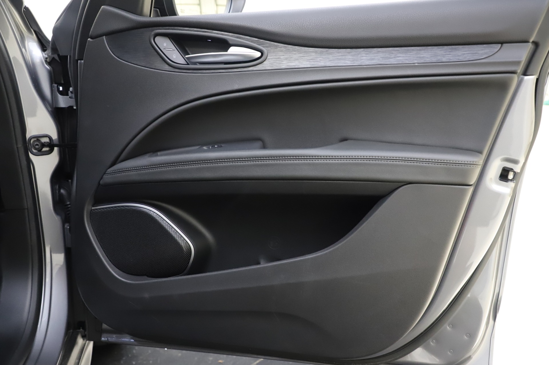 New 2020 Alfa Romeo Stelvio | St. Petersburg, FL