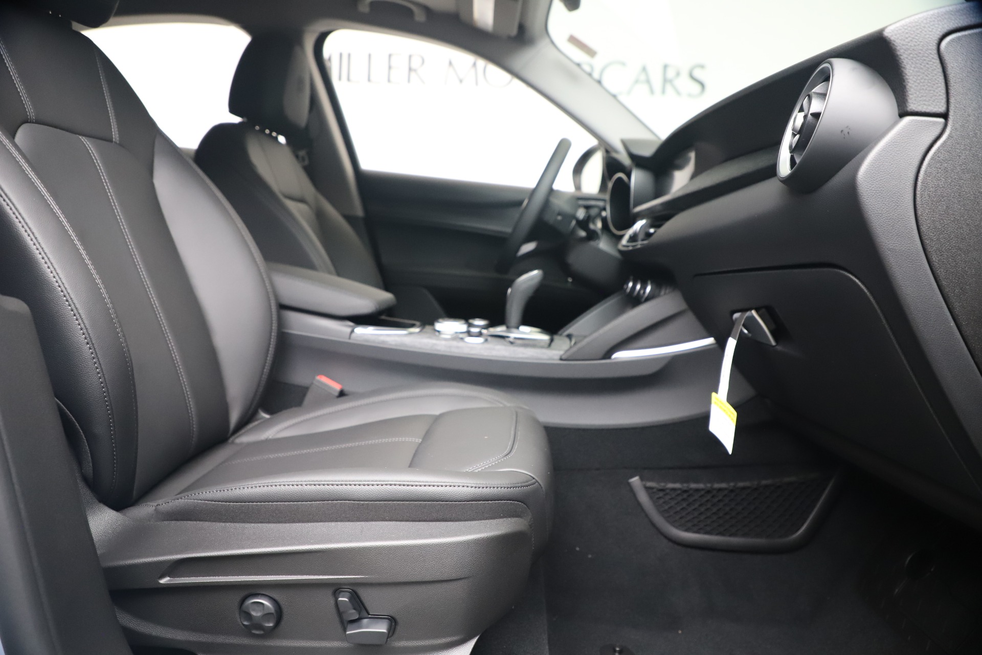 New 2020 Alfa Romeo Stelvio Q4 | St. Petersburg, FL