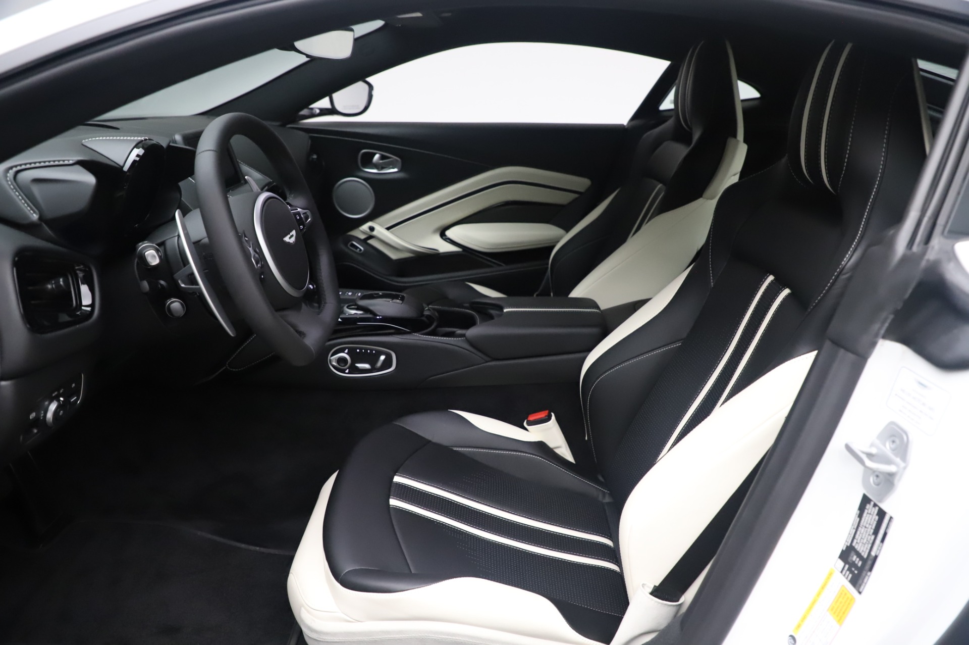 New 2020 Aston Martin Vantage | St. Petersburg, FL