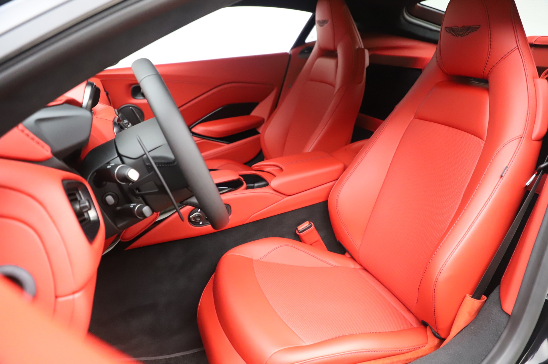 New 2020 Aston Martin Vantage | St. Petersburg, FL