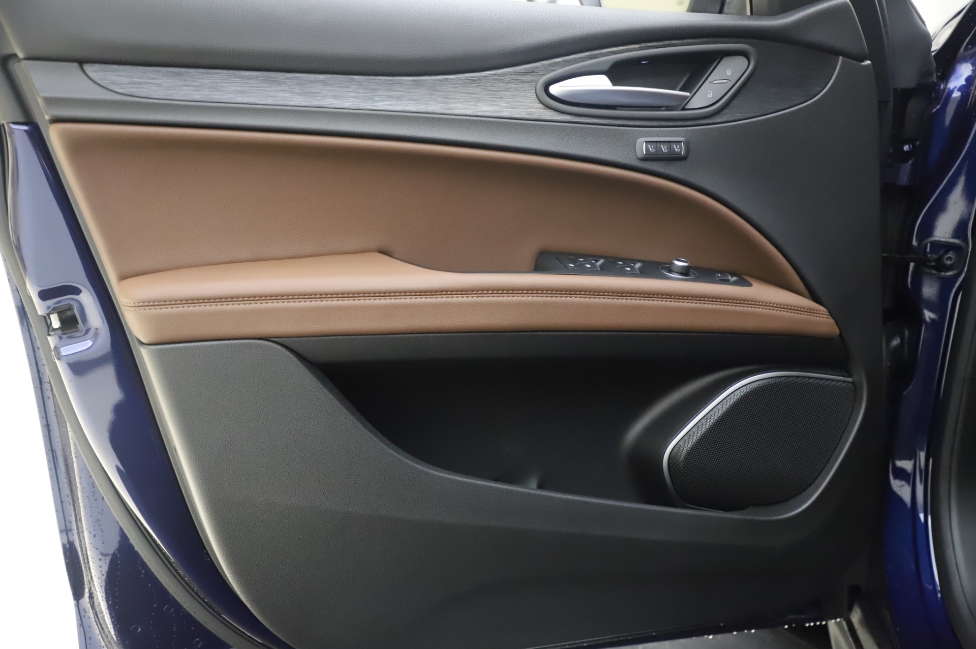 New 2020 Alfa Romeo Stelvio Q4 | St. Petersburg, FL