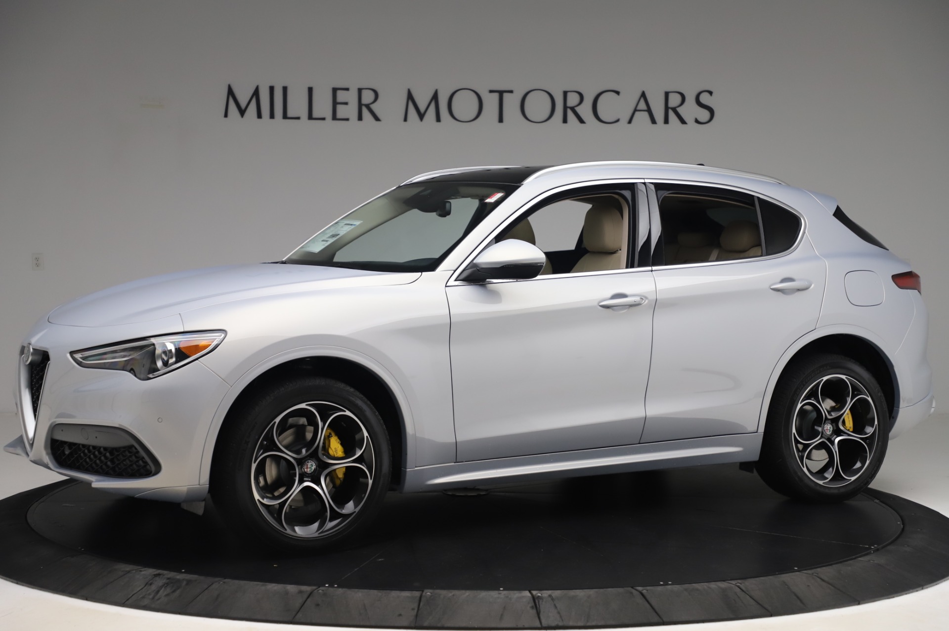 New 2020 Alfa Romeo Stelvio Ti Lusso Q4 | St. Petersburg, FL