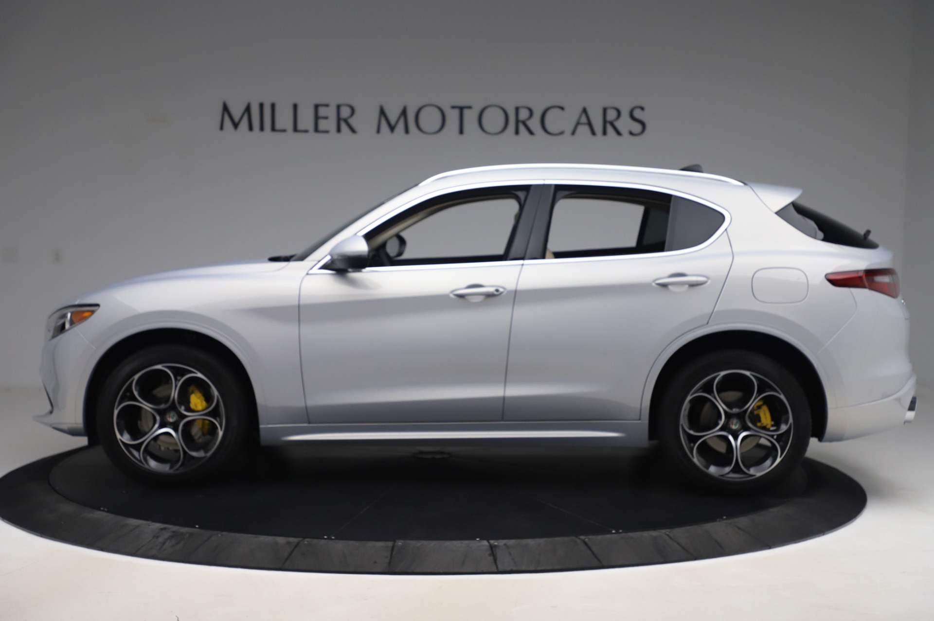 New 2020 Alfa Romeo Stelvio Ti Lusso Q4 | St. Petersburg, FL