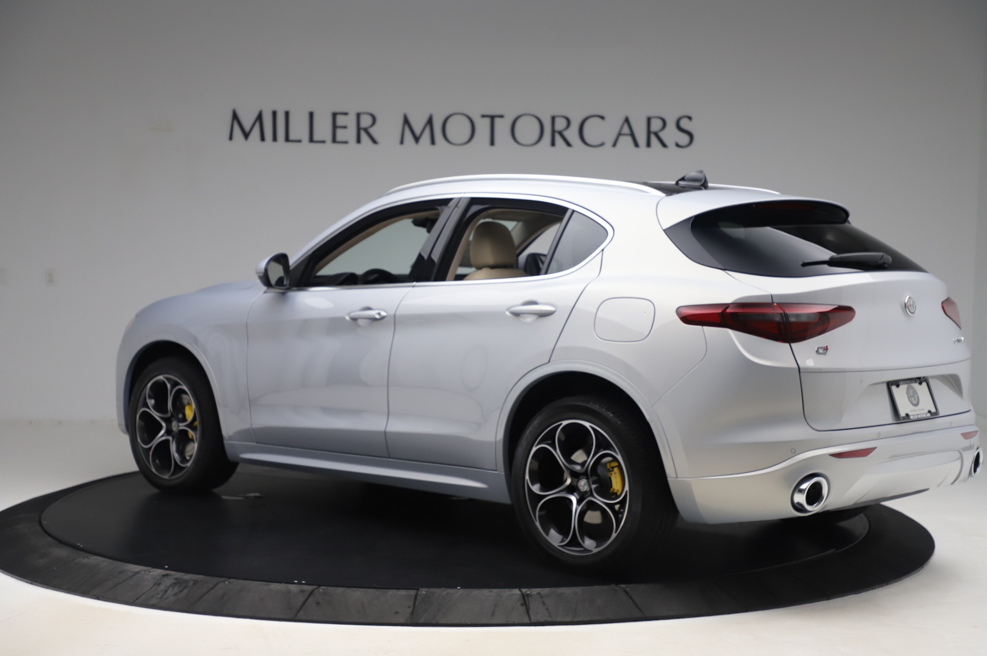 New 2020 Alfa Romeo Stelvio Ti Lusso Q4 | St. Petersburg, FL