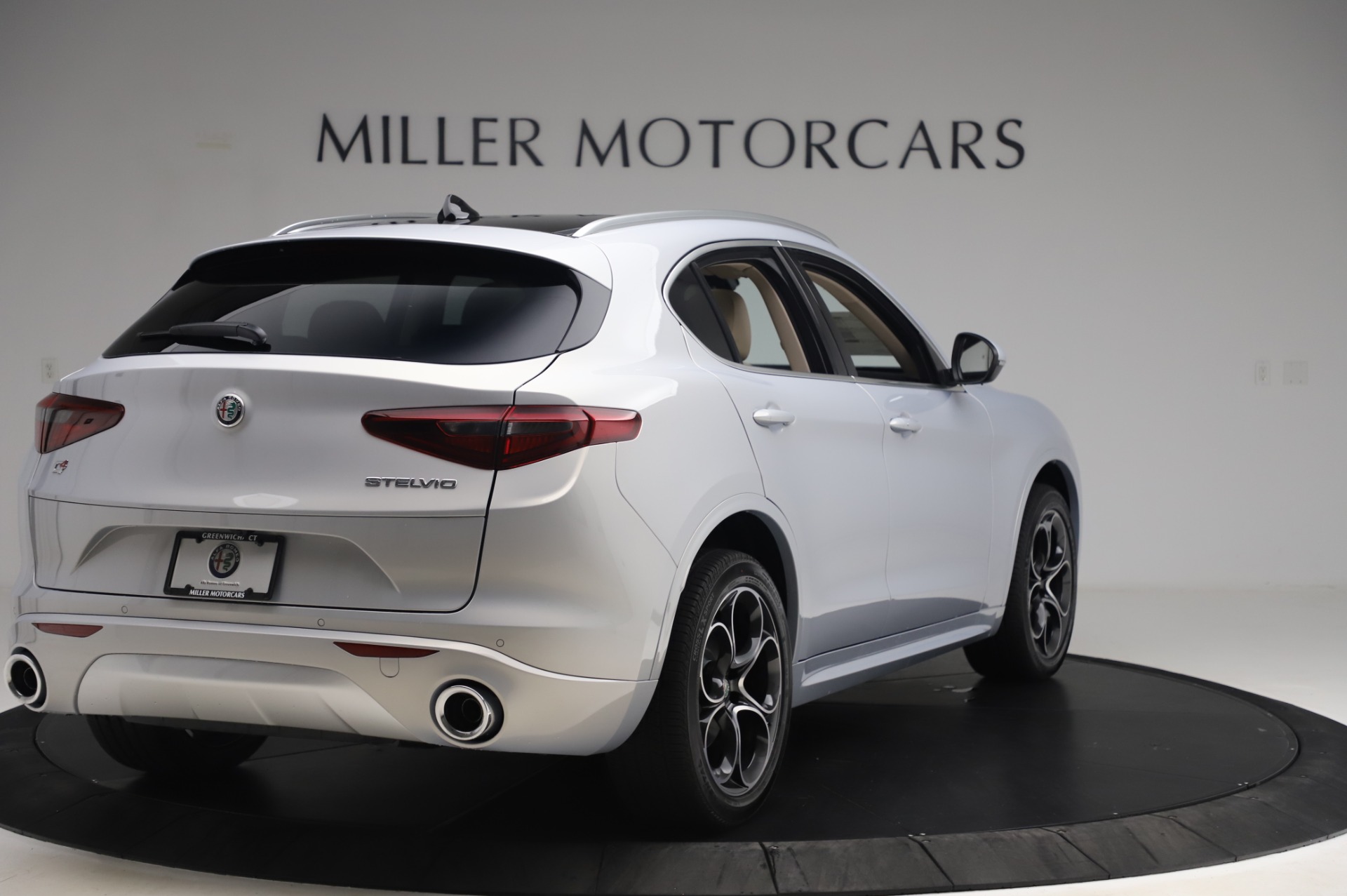 New 2020 Alfa Romeo Stelvio Ti Lusso Q4 | St. Petersburg, FL