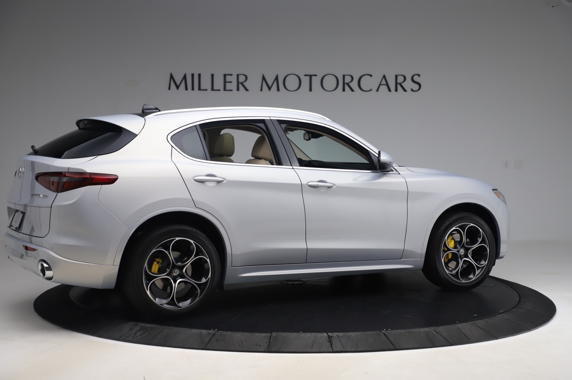 New 2020 Alfa Romeo Stelvio Ti Lusso Q4 | St. Petersburg, FL