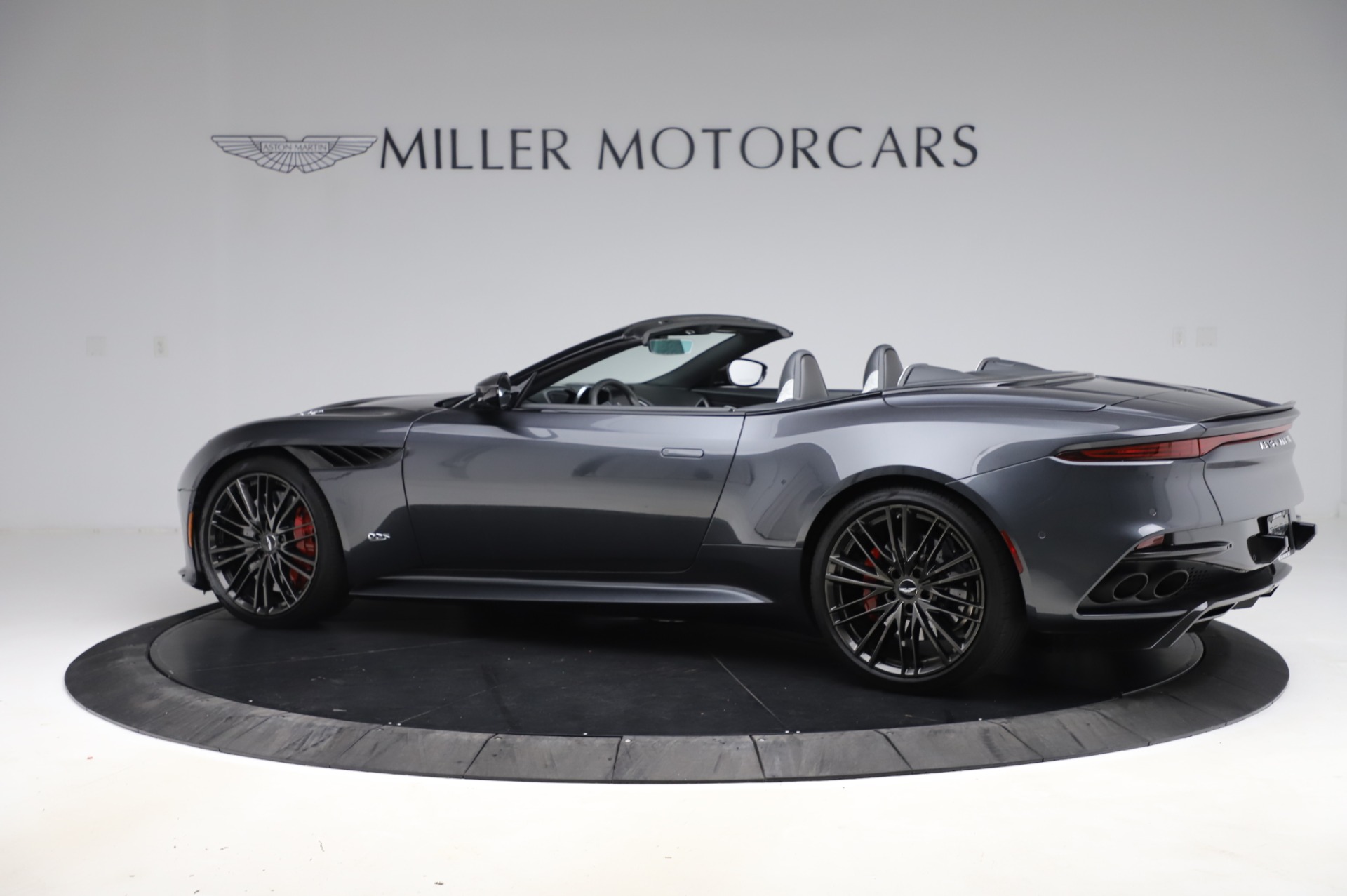 Used 2020 Aston Martin DBS Superleggera | St. Petersburg, FL
