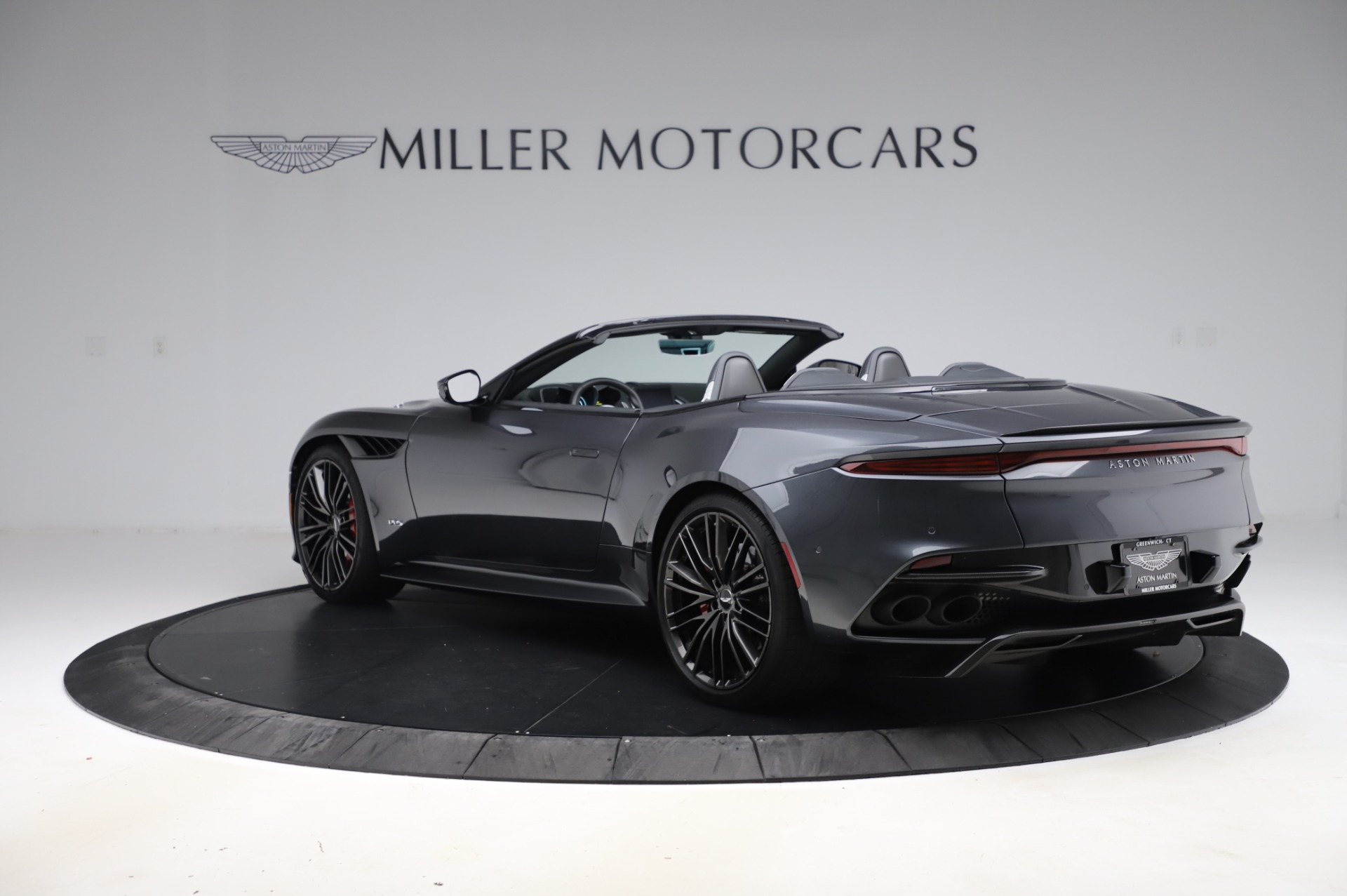 Used 2020 Aston Martin DBS Superleggera | St. Petersburg, FL