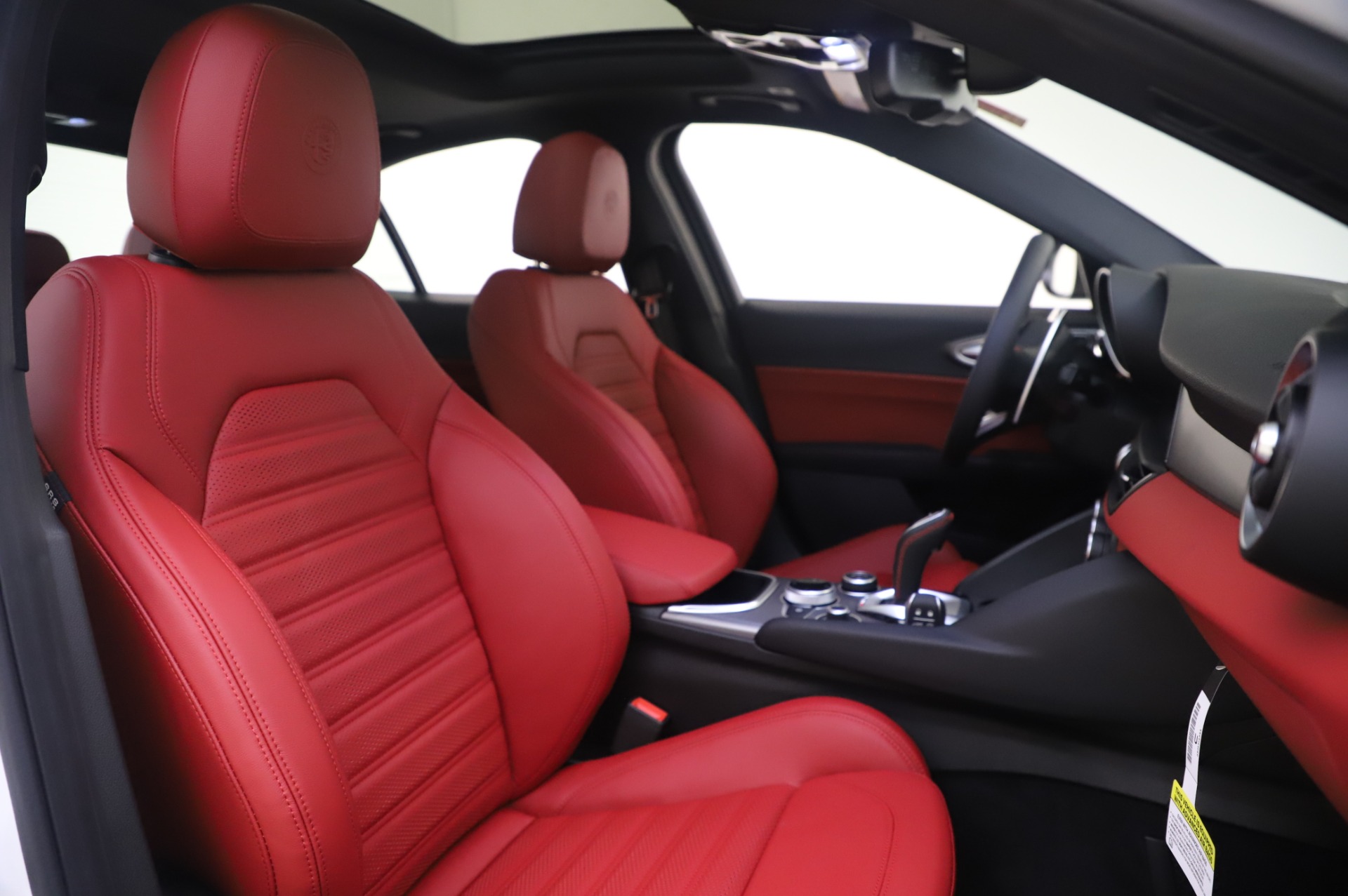New 2020 Alfa Romeo Giulia Ti Sport Q4 | St. Petersburg, FL