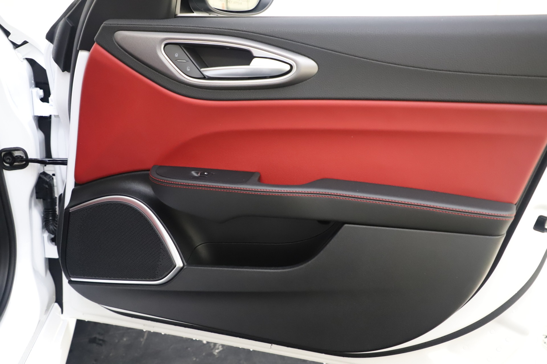 New 2020 Alfa Romeo Giulia Ti Sport Q4 | St. Petersburg, FL