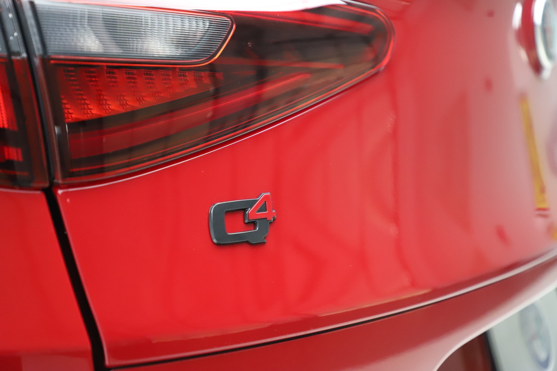 New 2020 Alfa Romeo Stelvio Ti Sport Q4 | St. Petersburg, FL