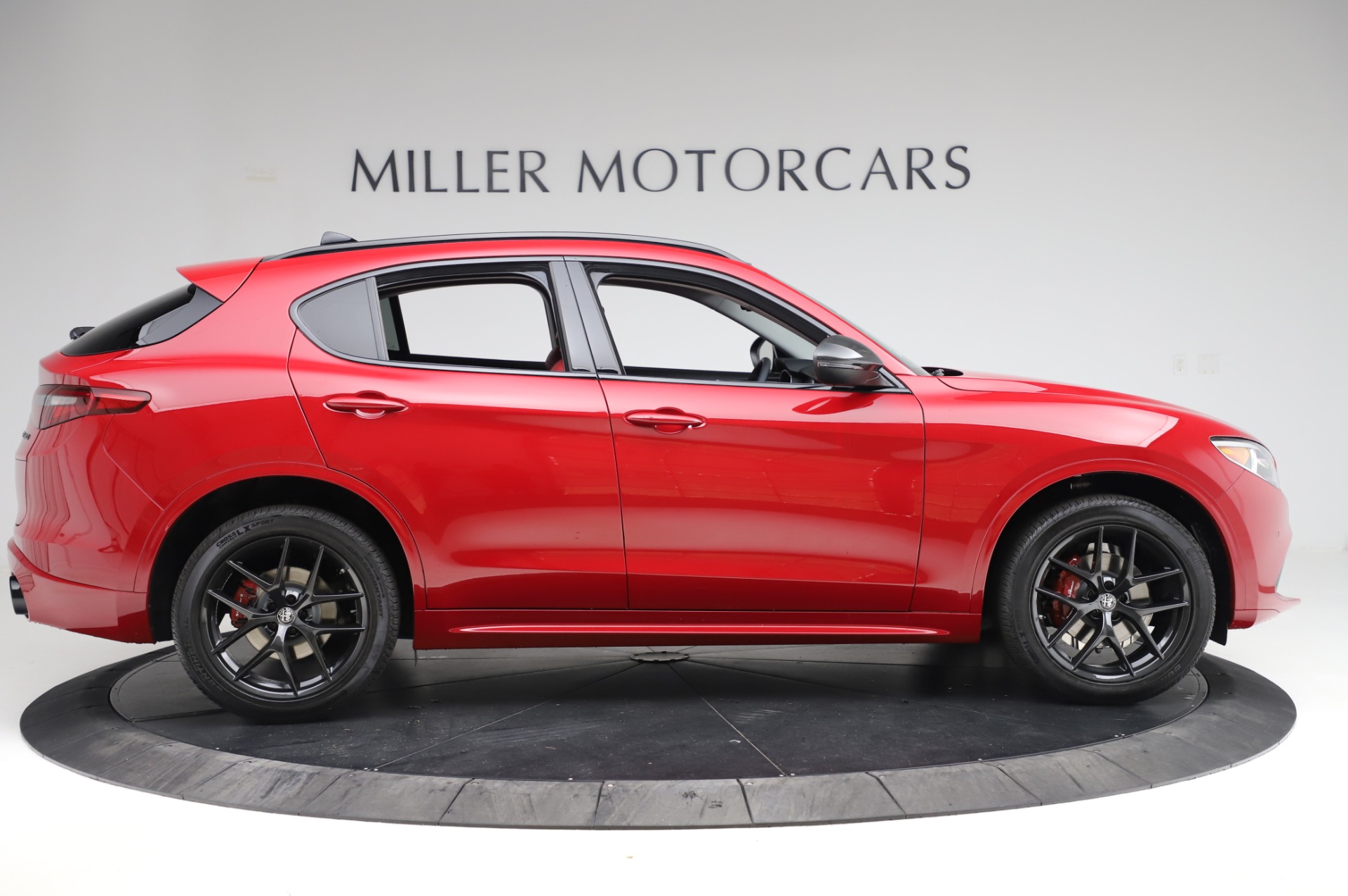 New 2020 Alfa Romeo Stelvio Ti Sport Q4 | St. Petersburg, FL