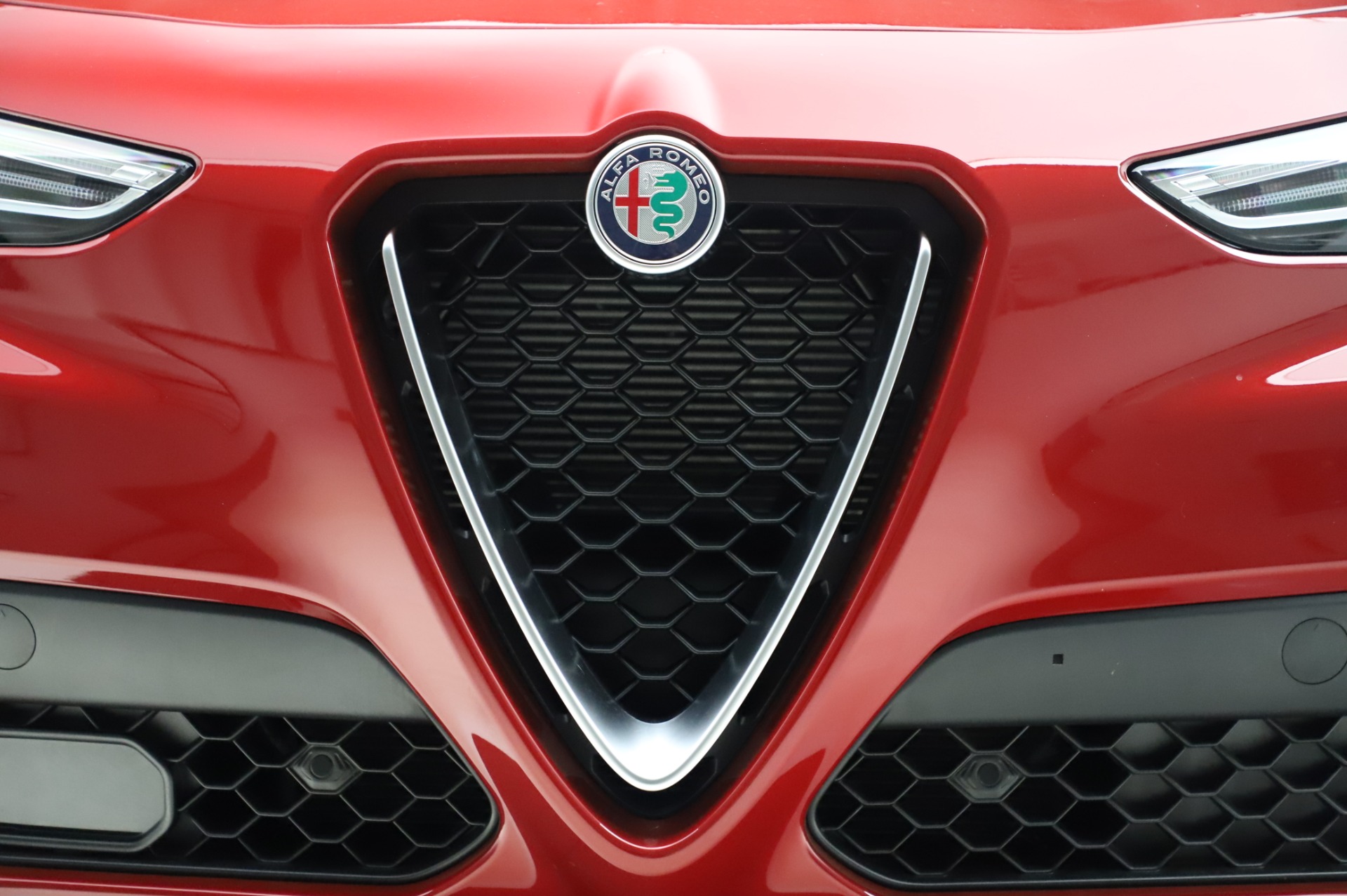 New 2020 Alfa Romeo Stelvio Ti Lusso Q4 | St. Petersburg, FL