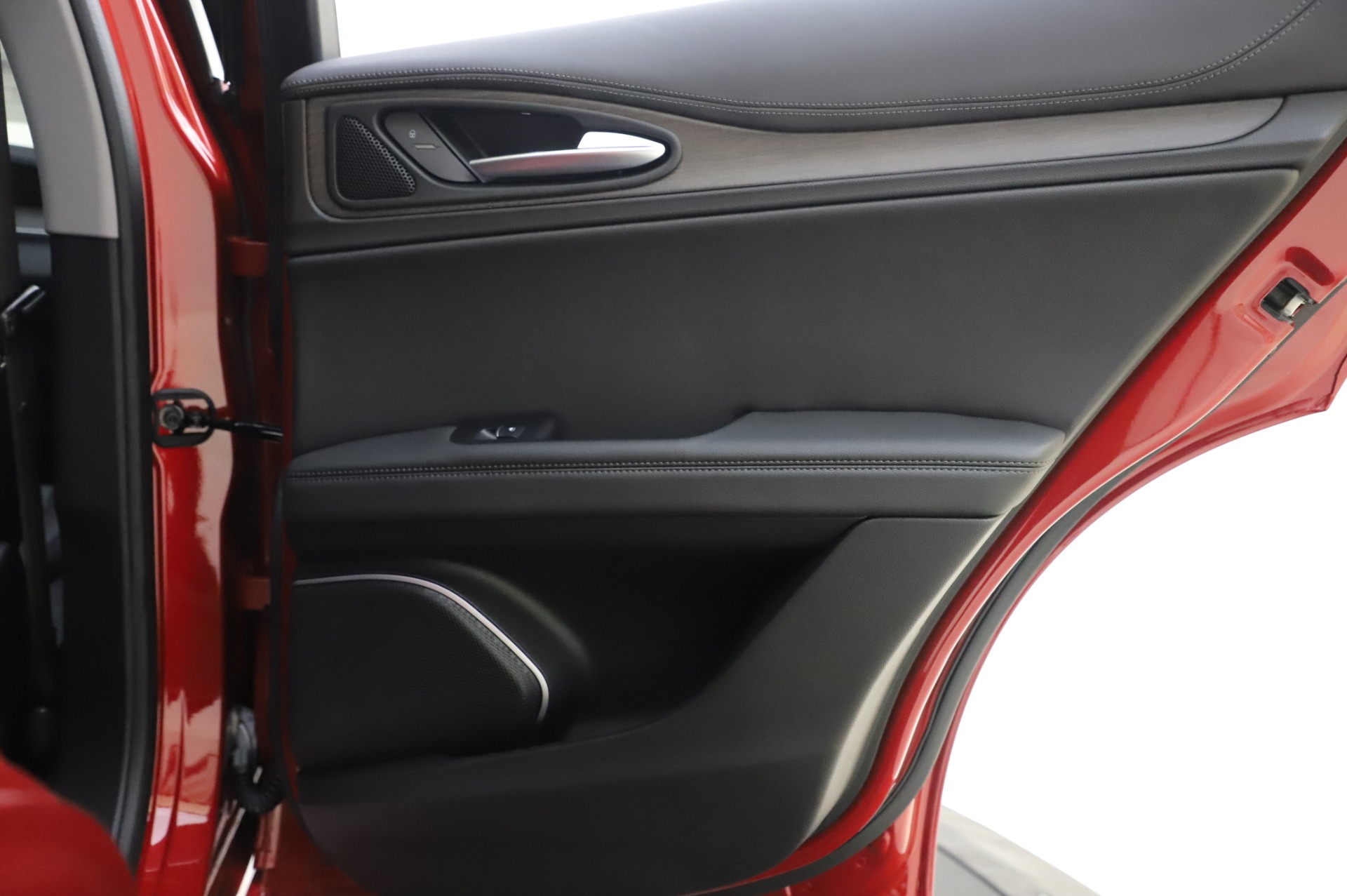 New 2020 Alfa Romeo Stelvio Ti Lusso Q4 | St. Petersburg, FL