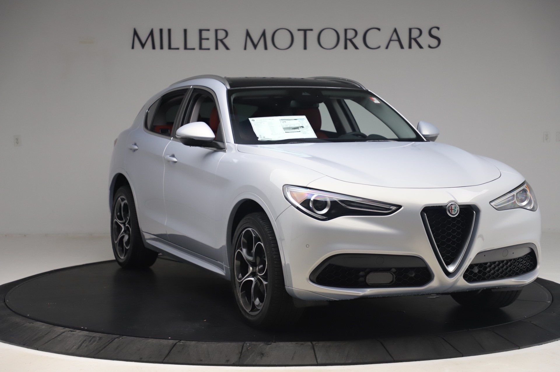 New 2020 Alfa Romeo Stelvio Ti Lusso Q4 | St. Petersburg, FL