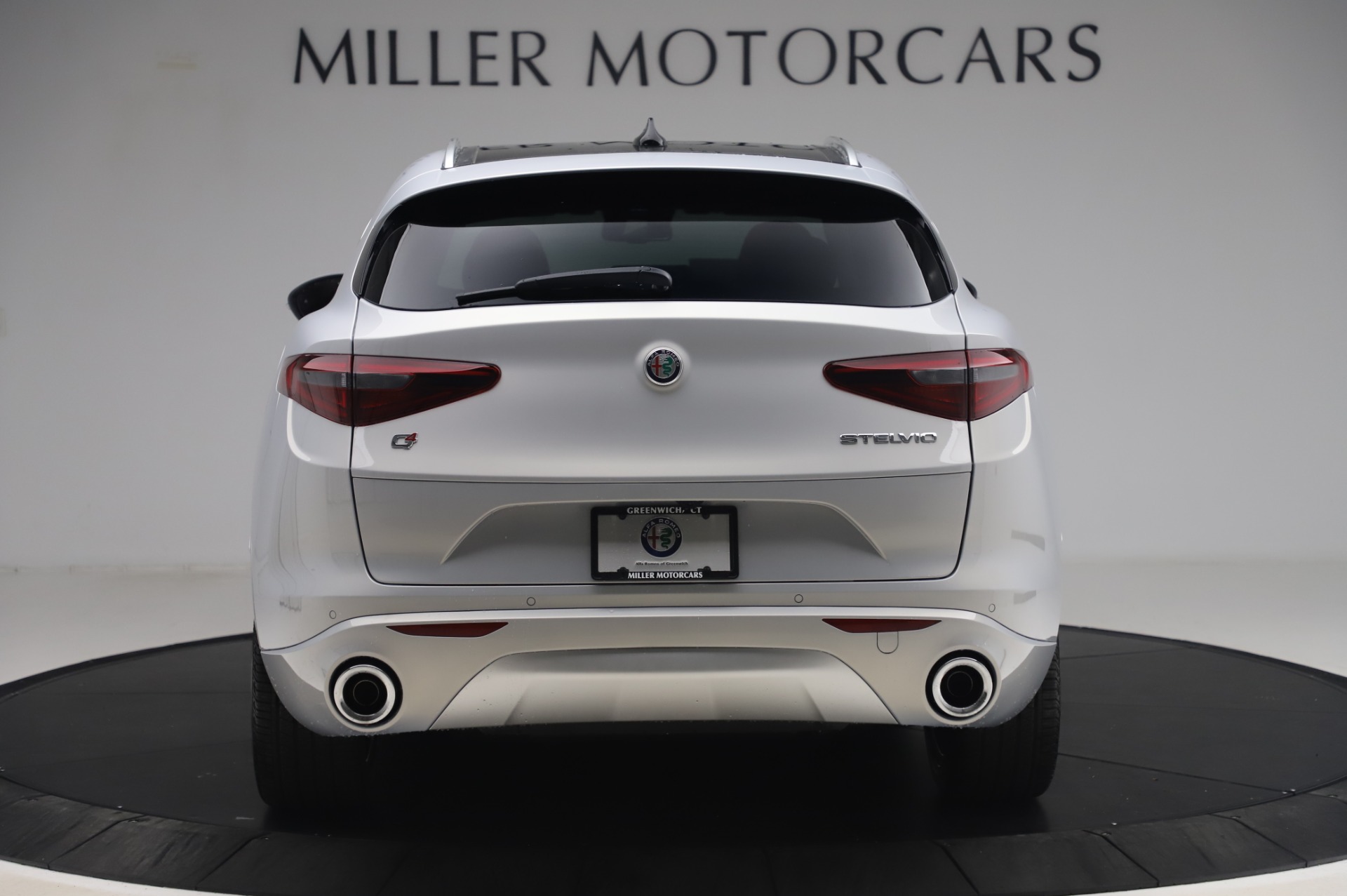 New 2020 Alfa Romeo Stelvio Ti Lusso Q4 | St. Petersburg, FL