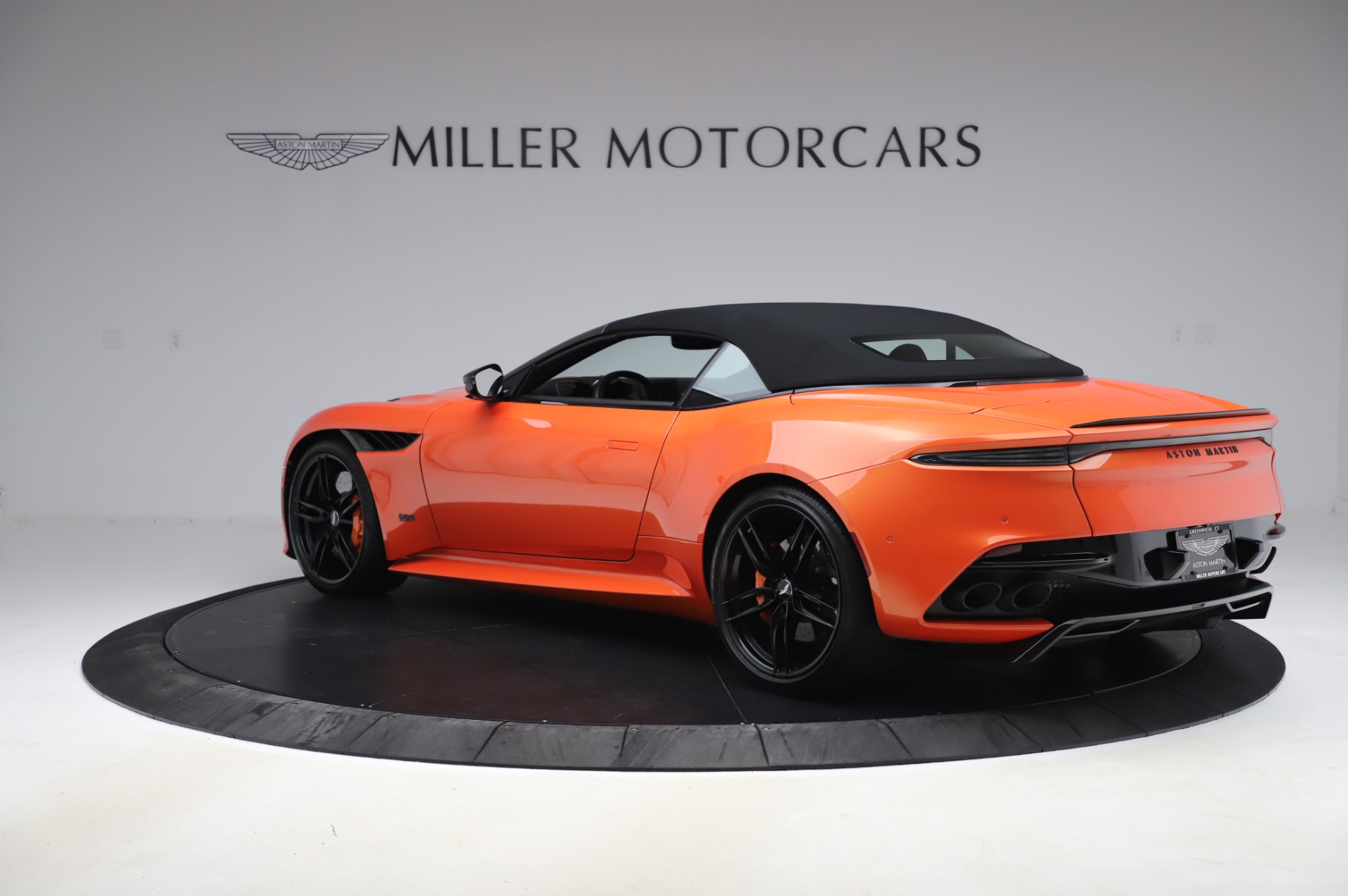 Used 2020 Aston Martin DBS Superleggera Volante | St. Petersburg, FL