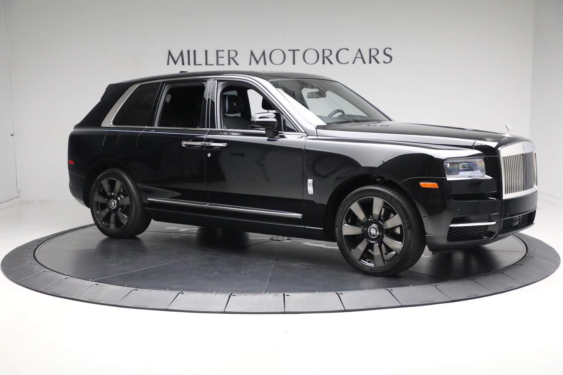 New 2021 Rolls-Royce Cullinan | St. Petersburg, FL