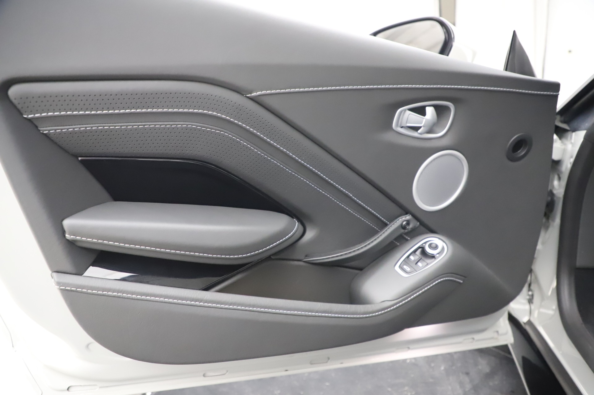 Used 2020 Aston Martin Vantage | St. Petersburg, FL