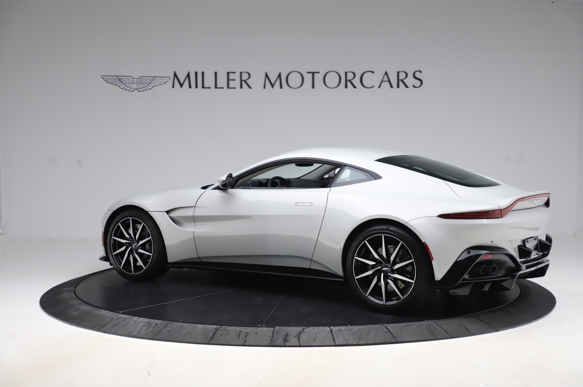 Used 2020 Aston Martin Vantage | St. Petersburg, FL