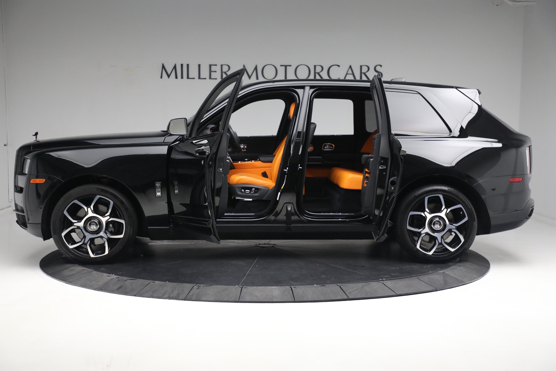 New 2021 Rolls-Royce Cullinan Black Badge | St. Petersburg, FL