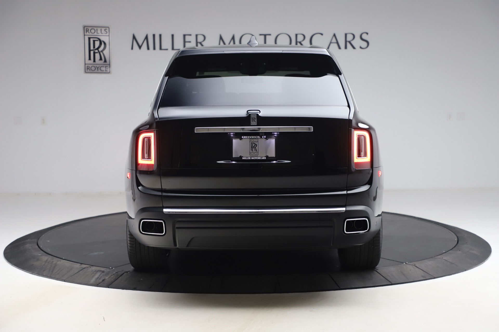 New 2021 Rolls-Royce Cullinan | St. Petersburg, FL