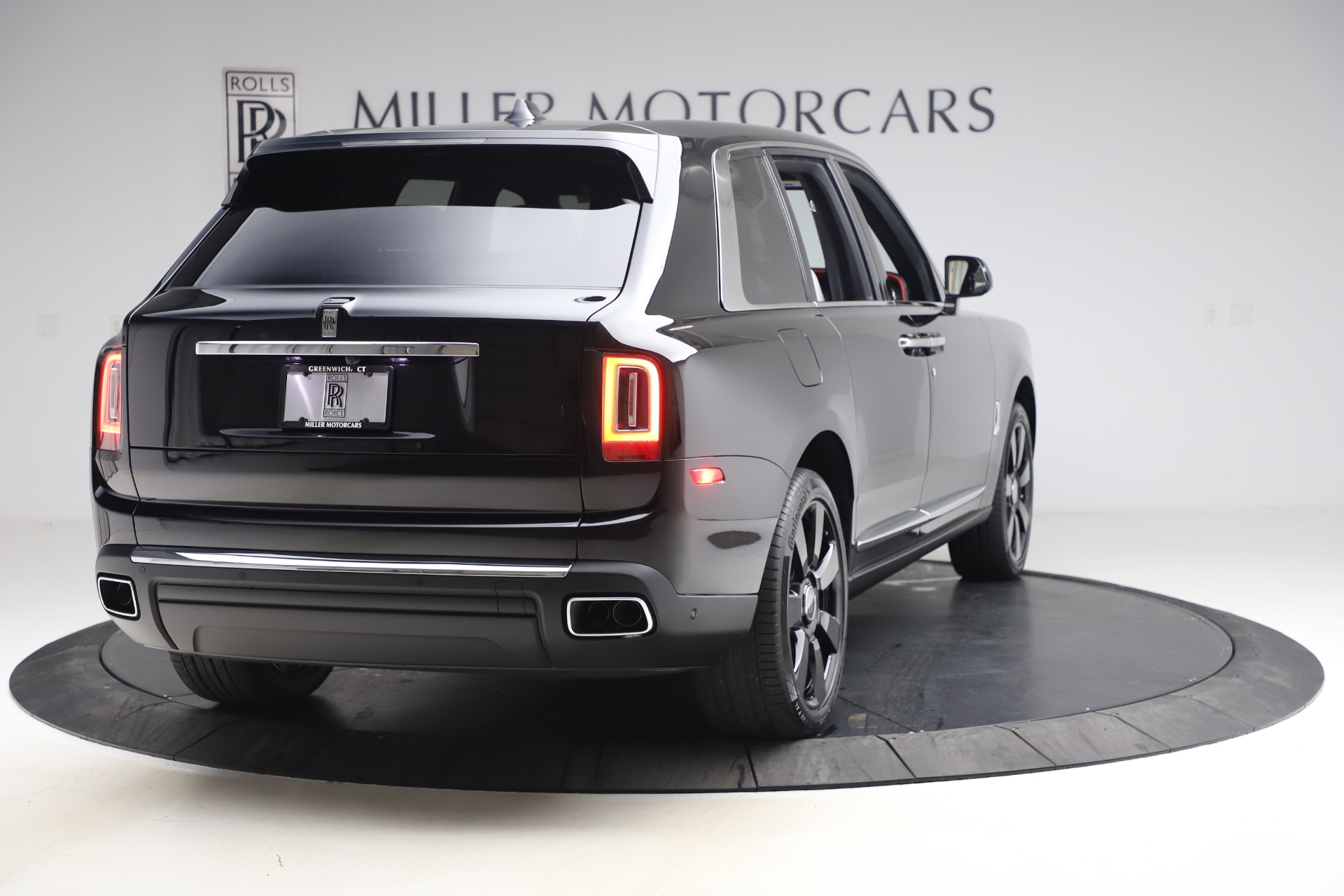 New 2021 Rolls-Royce Cullinan | St. Petersburg, FL