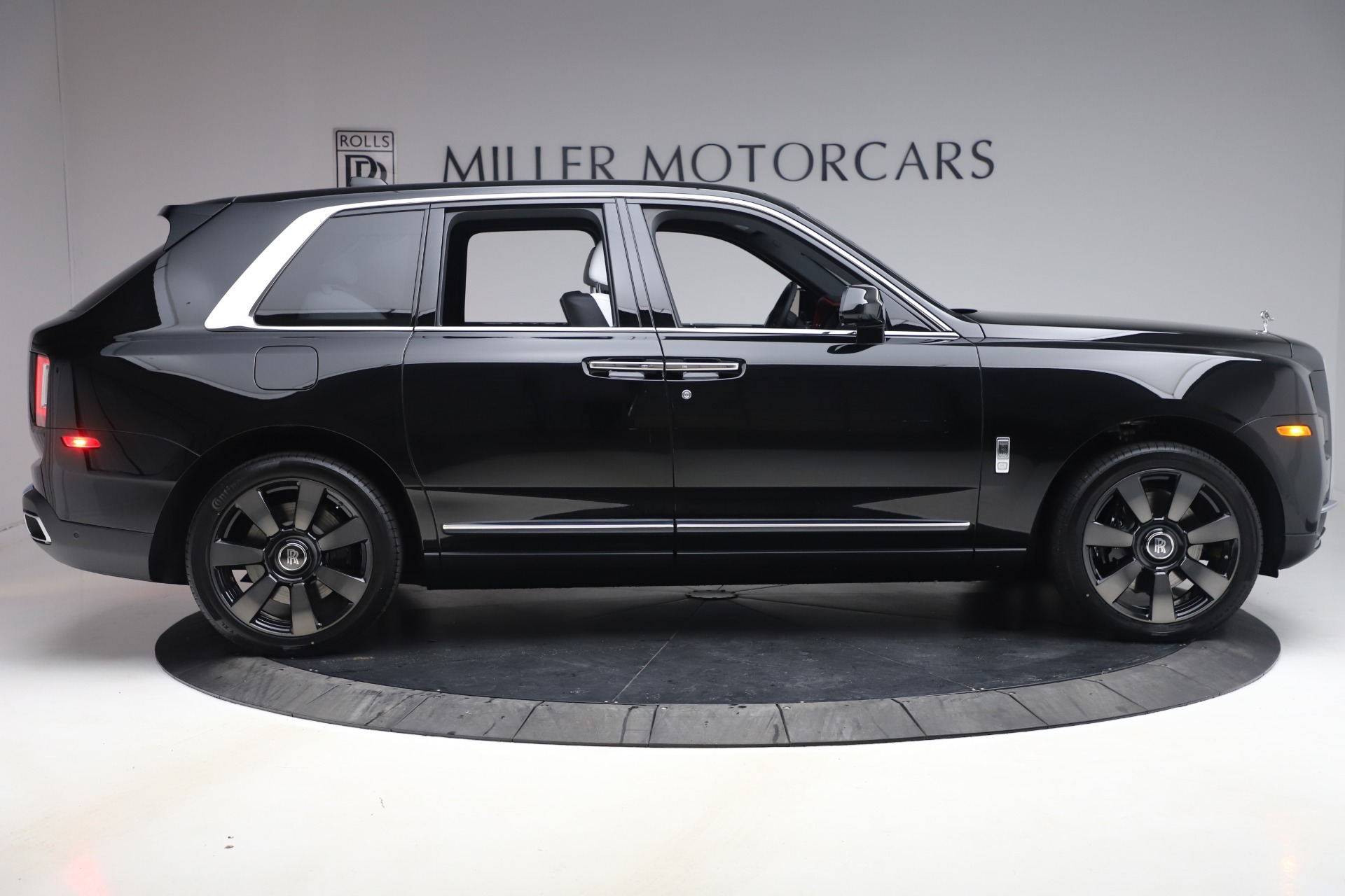 New 2021 Rolls-Royce Cullinan | St. Petersburg, FL