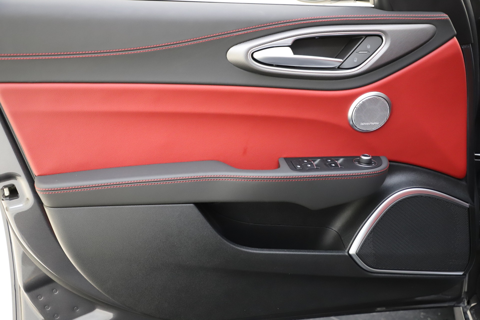 New 2020 Alfa Romeo Giulia Ti Sport Q4 | St. Petersburg, FL