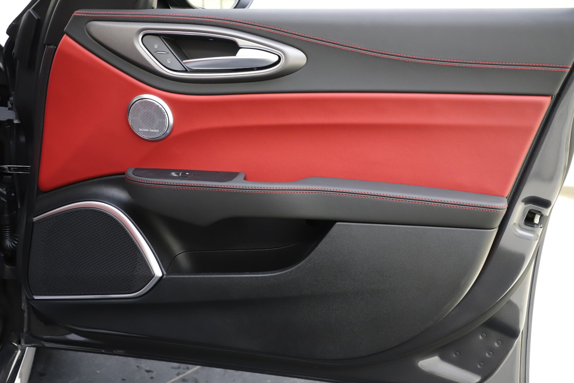New 2020 Alfa Romeo Giulia Ti Sport Q4 | St. Petersburg, FL