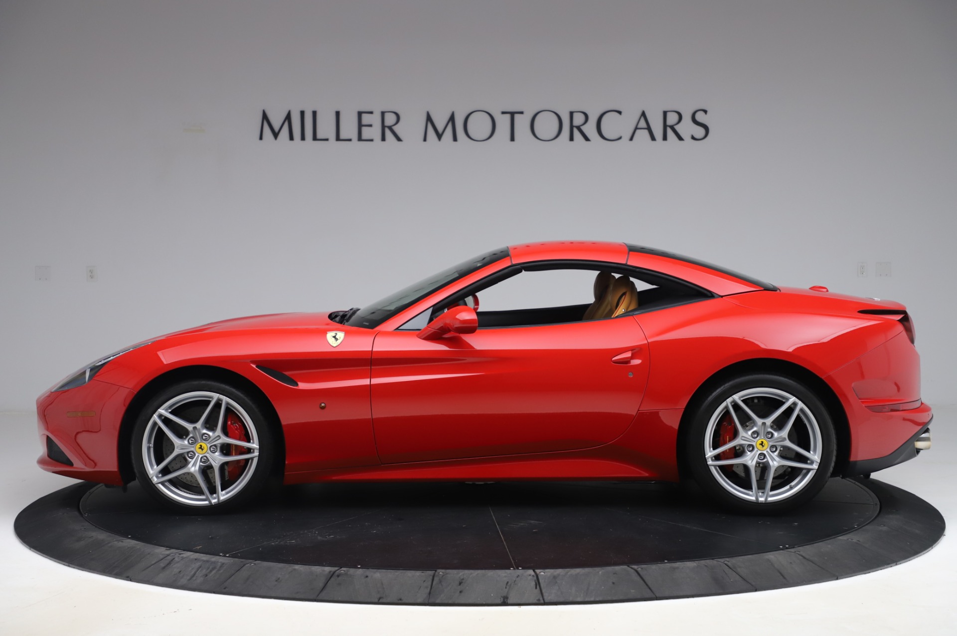 Used 2016 Ferrari California T | St. Petersburg, FL