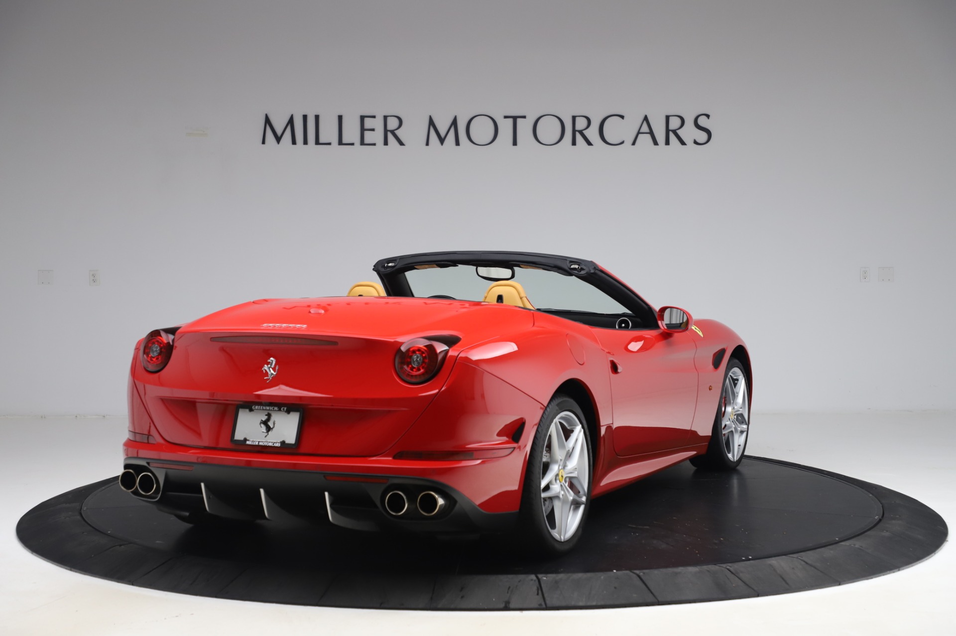 2016 Ferrari California T Stock # 4714-366 visit www.karbuds.com for more info