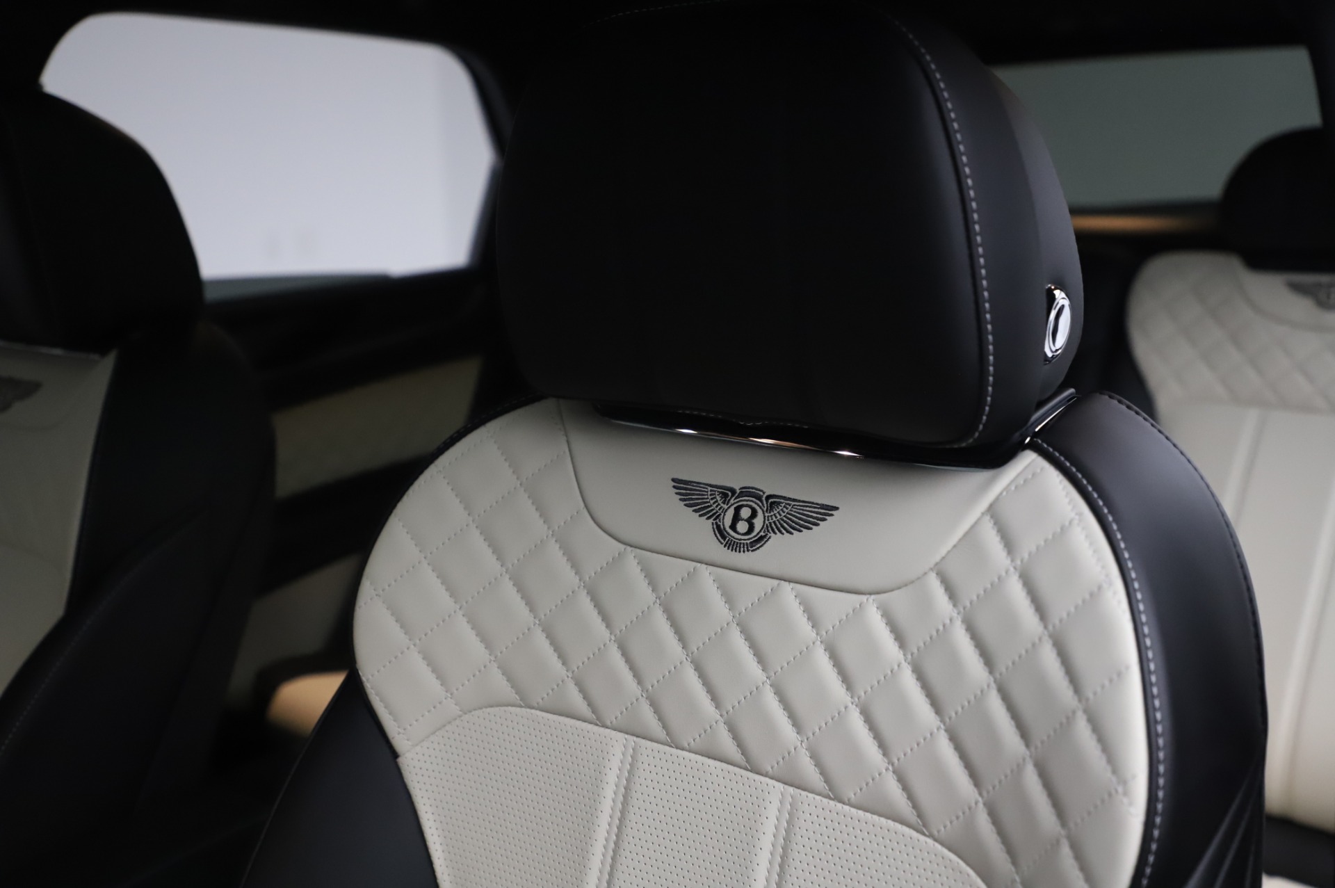 Used 2020 Bentley Bentayga V8 | St. Petersburg, FL