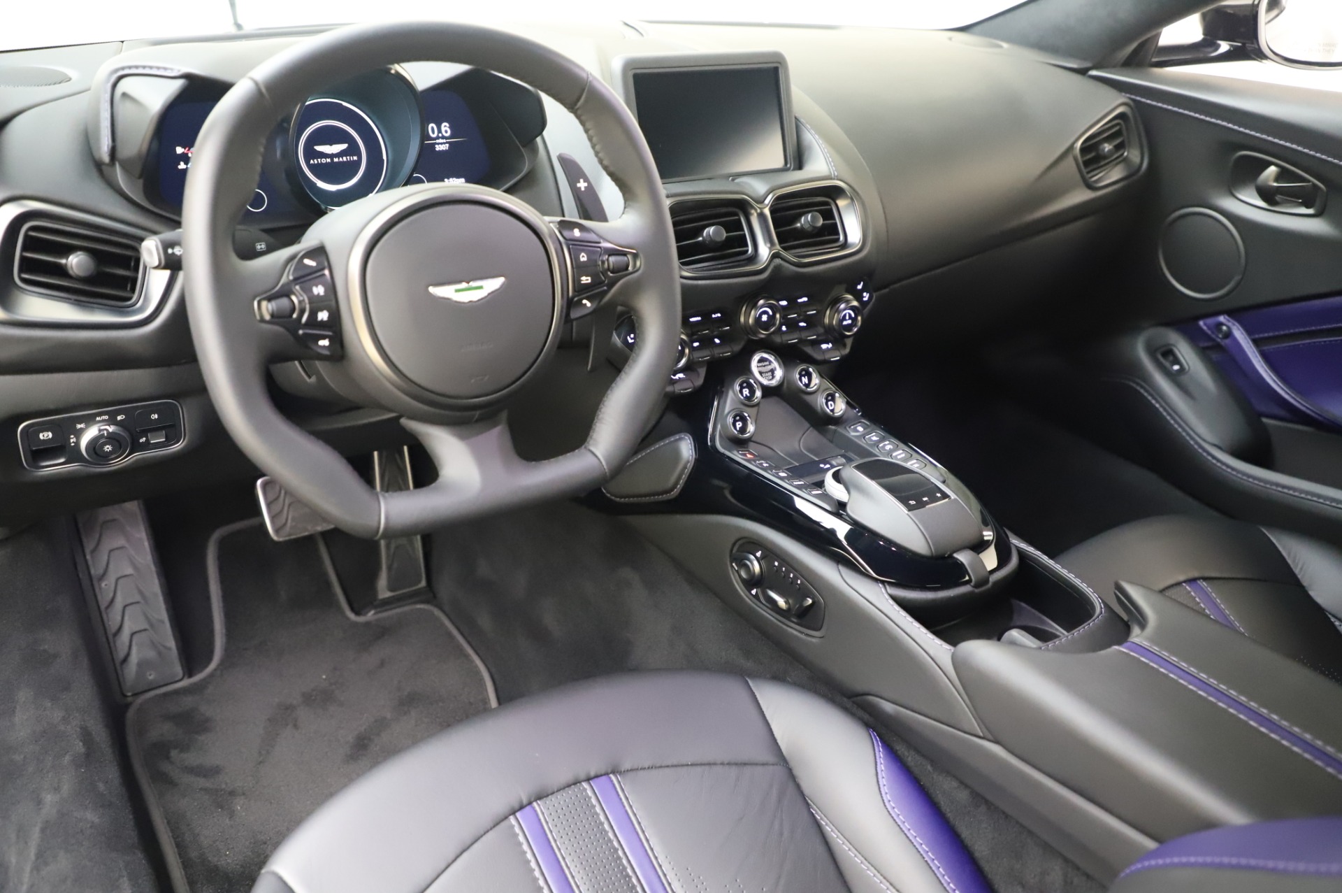 Used 2020 Aston Martin Vantage | St. Petersburg, FL