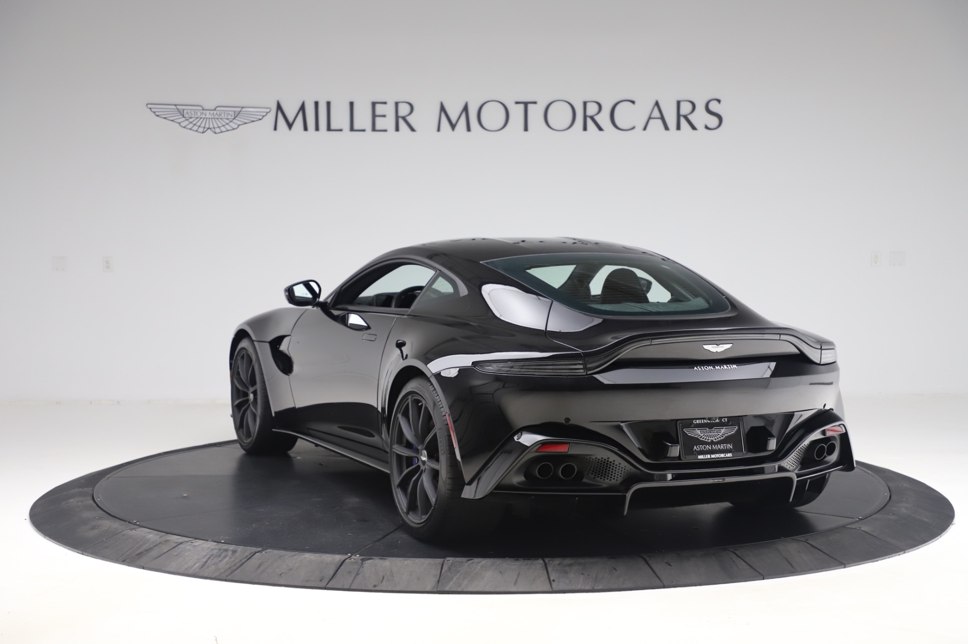 Used 2020 Aston Martin Vantage | St. Petersburg, FL