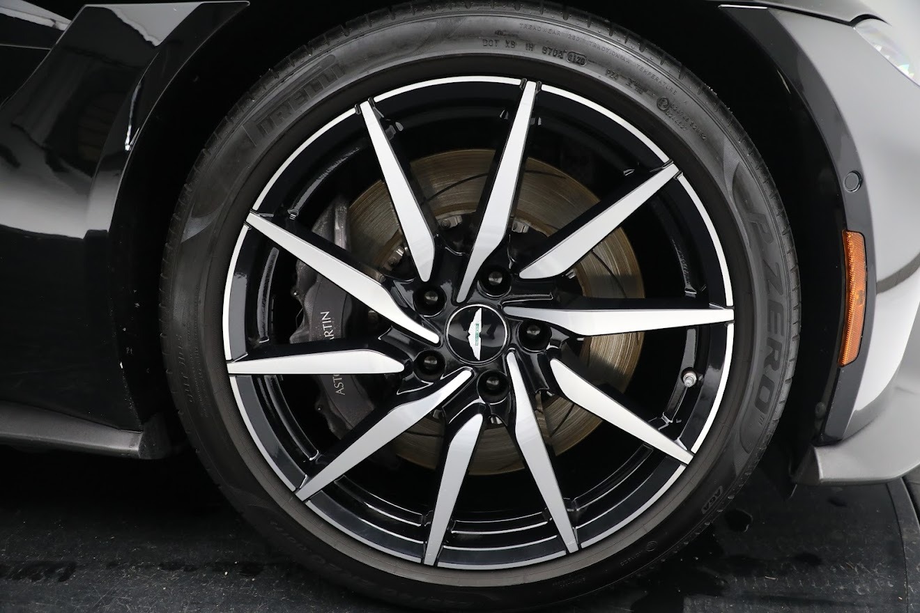 Used 2019 Aston Martin Vantage Coupe | St. Petersburg, FL