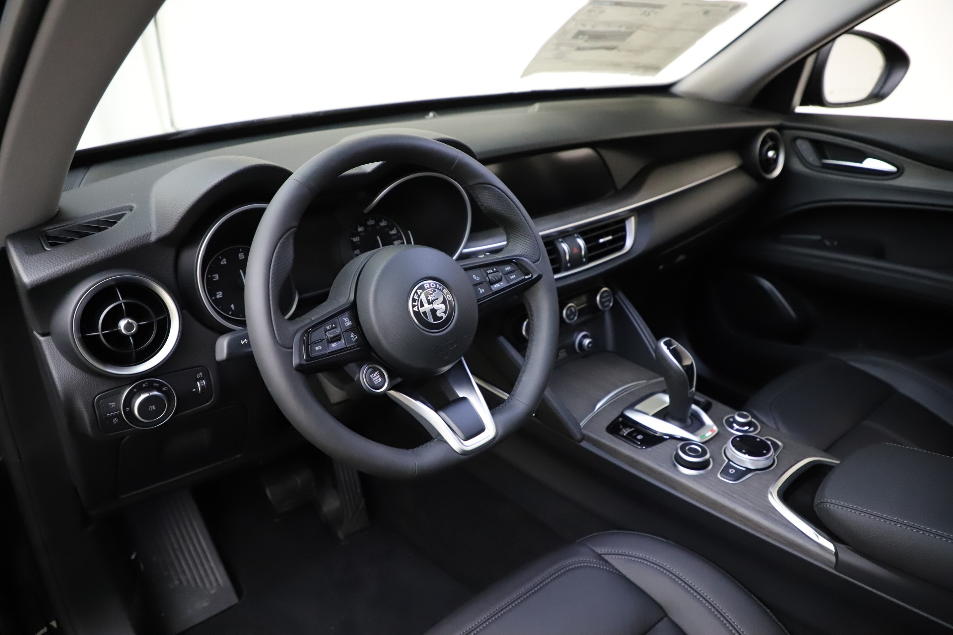 New 2020 Alfa Romeo Stelvio Ti Q4 | St. Petersburg, FL
