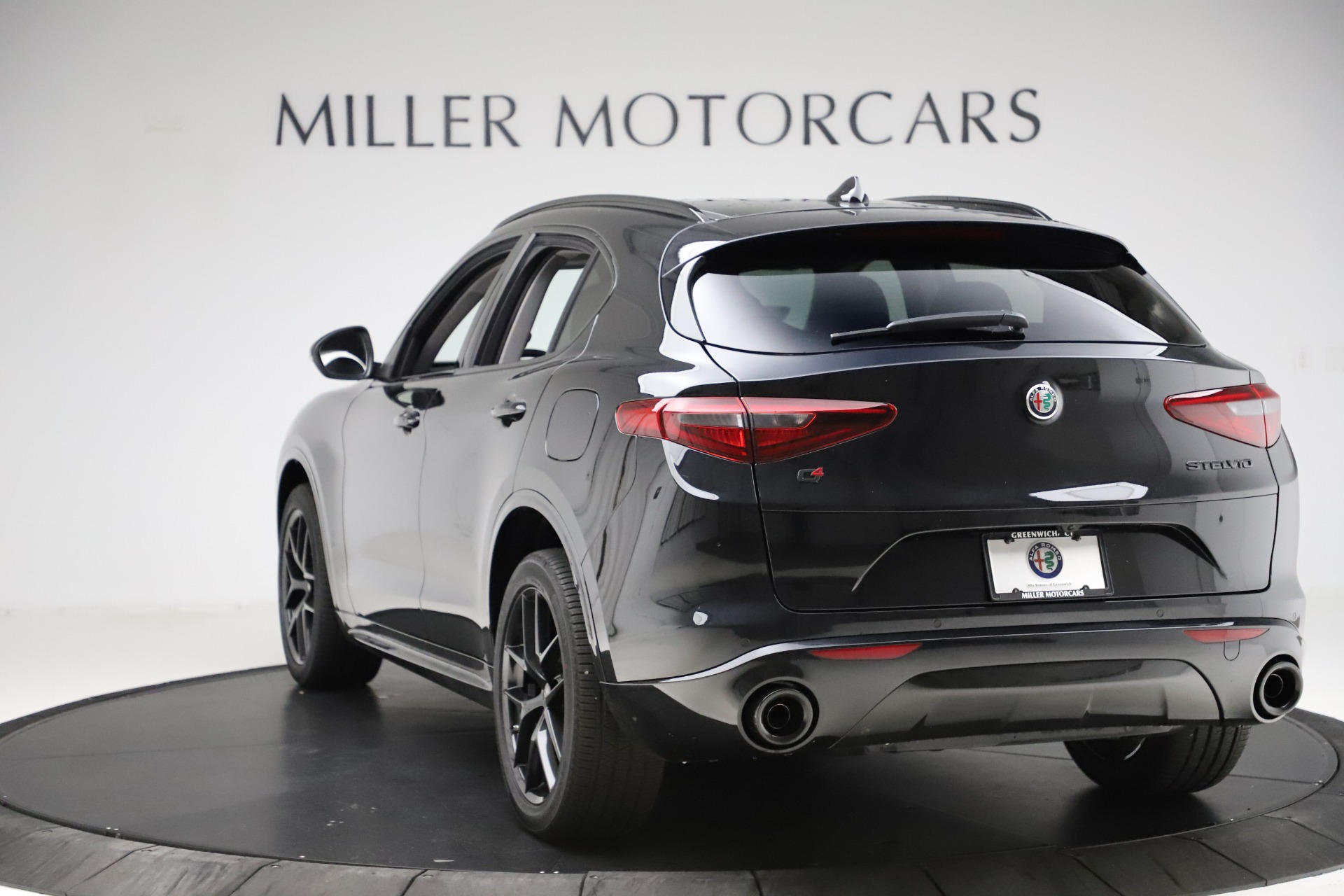 New 2020 Alfa Romeo Stelvio Ti Q4 | St. Petersburg, FL