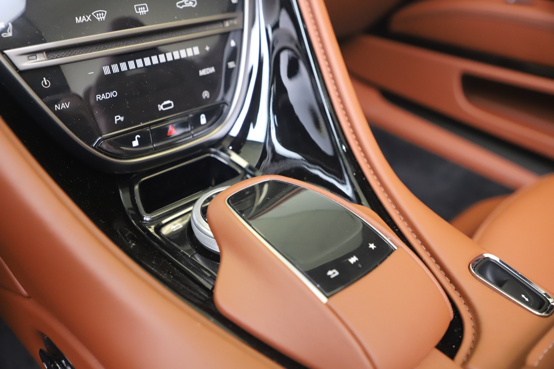 New 2020 Aston Martin DBS Superleggera Volante | St. Petersburg, FL
