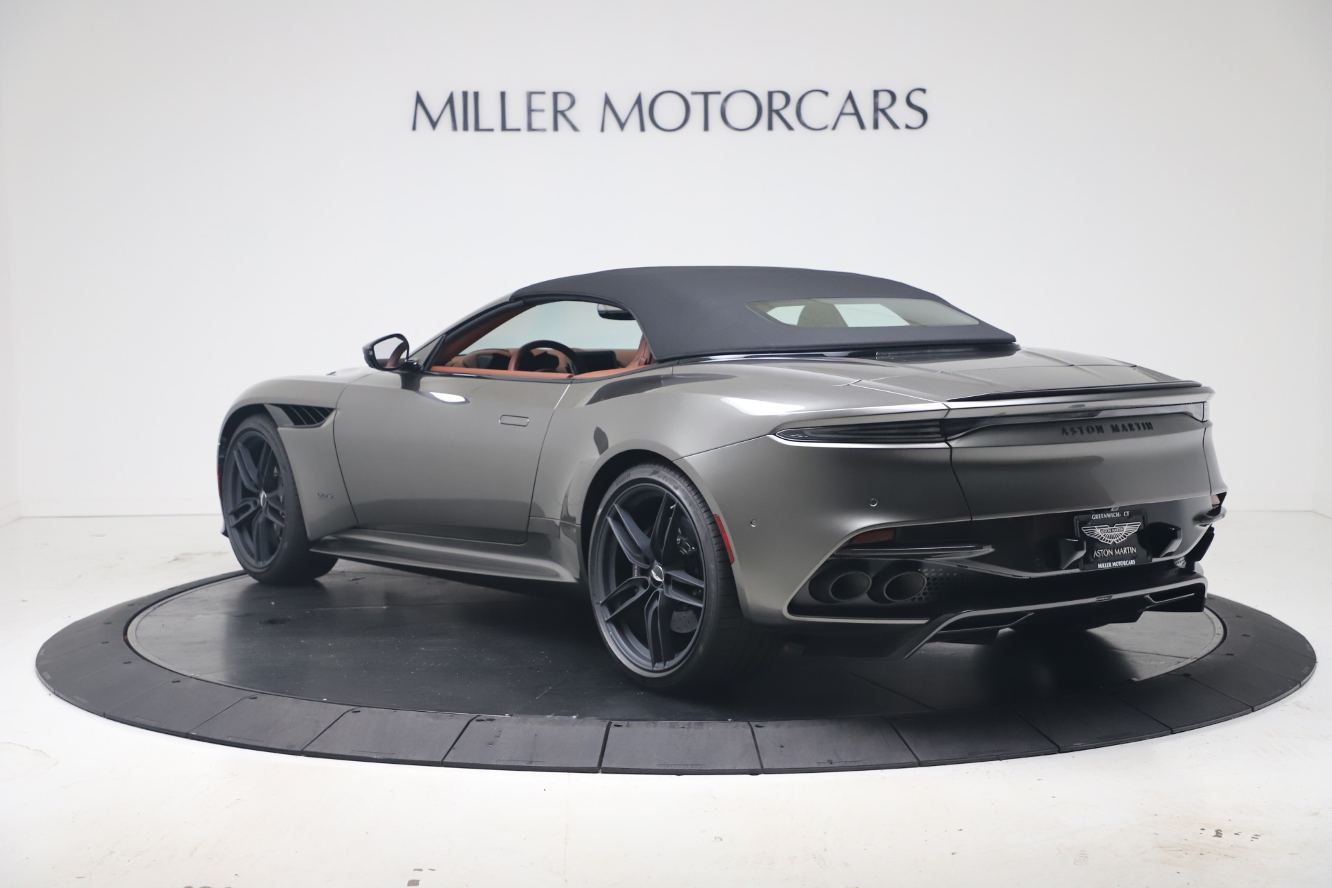 New 2020 Aston Martin DBS Superleggera Volante | St. Petersburg, FL
