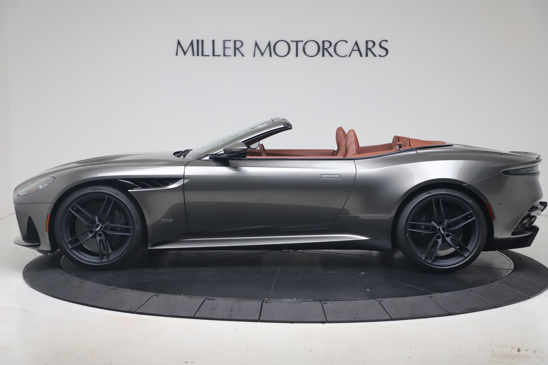 New 2020 Aston Martin DBS Superleggera Volante | St. Petersburg, FL
