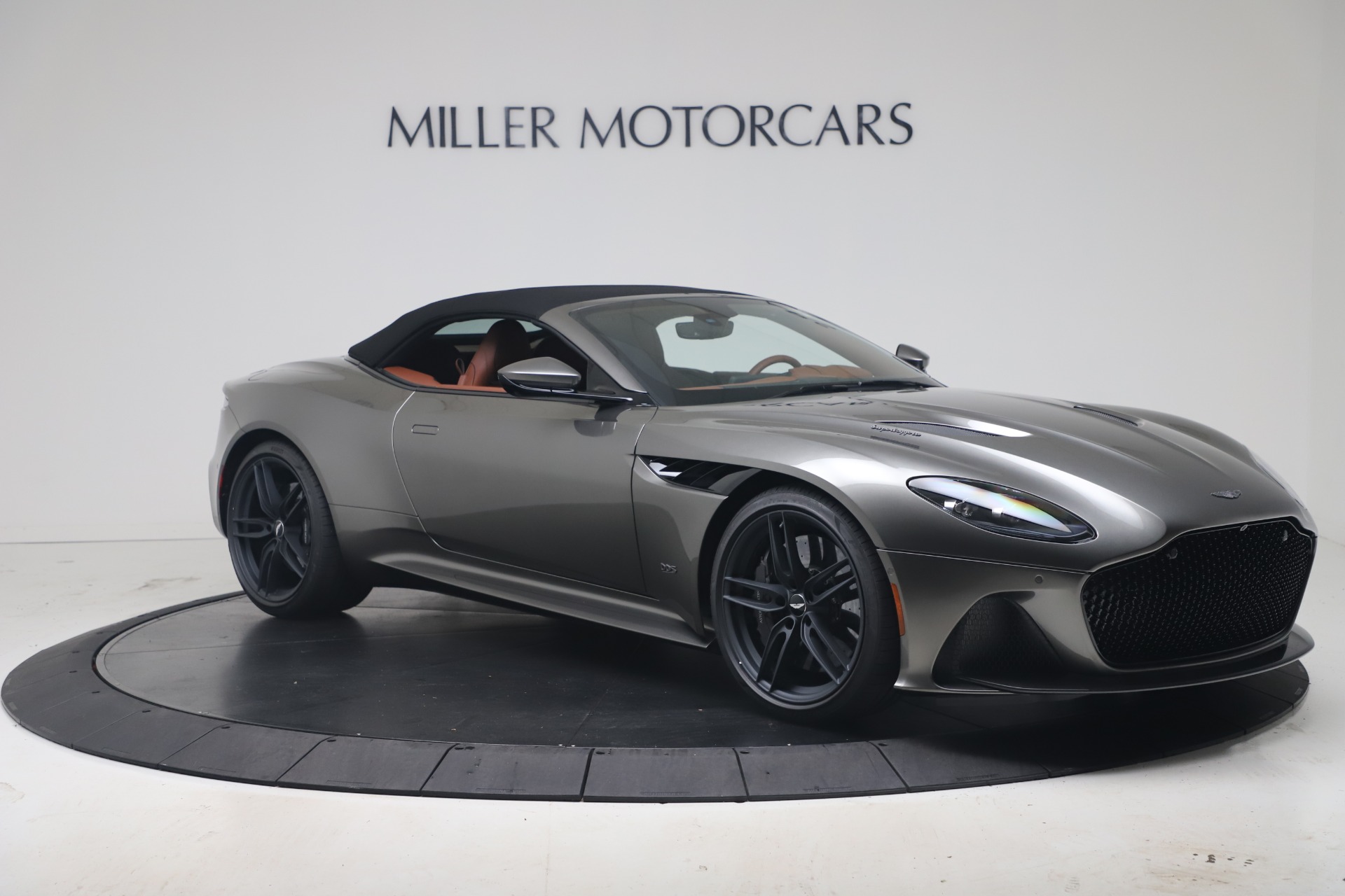New 2020 Aston Martin DBS Superleggera Volante | St. Petersburg, FL