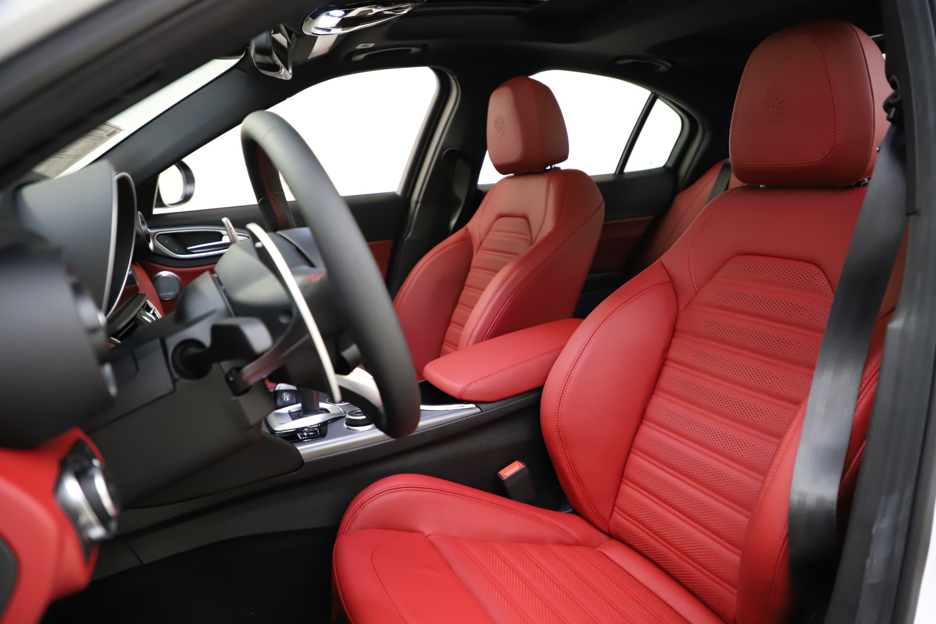 New 2020 Alfa Romeo Giulia Ti Sport Q4 | St. Petersburg, FL